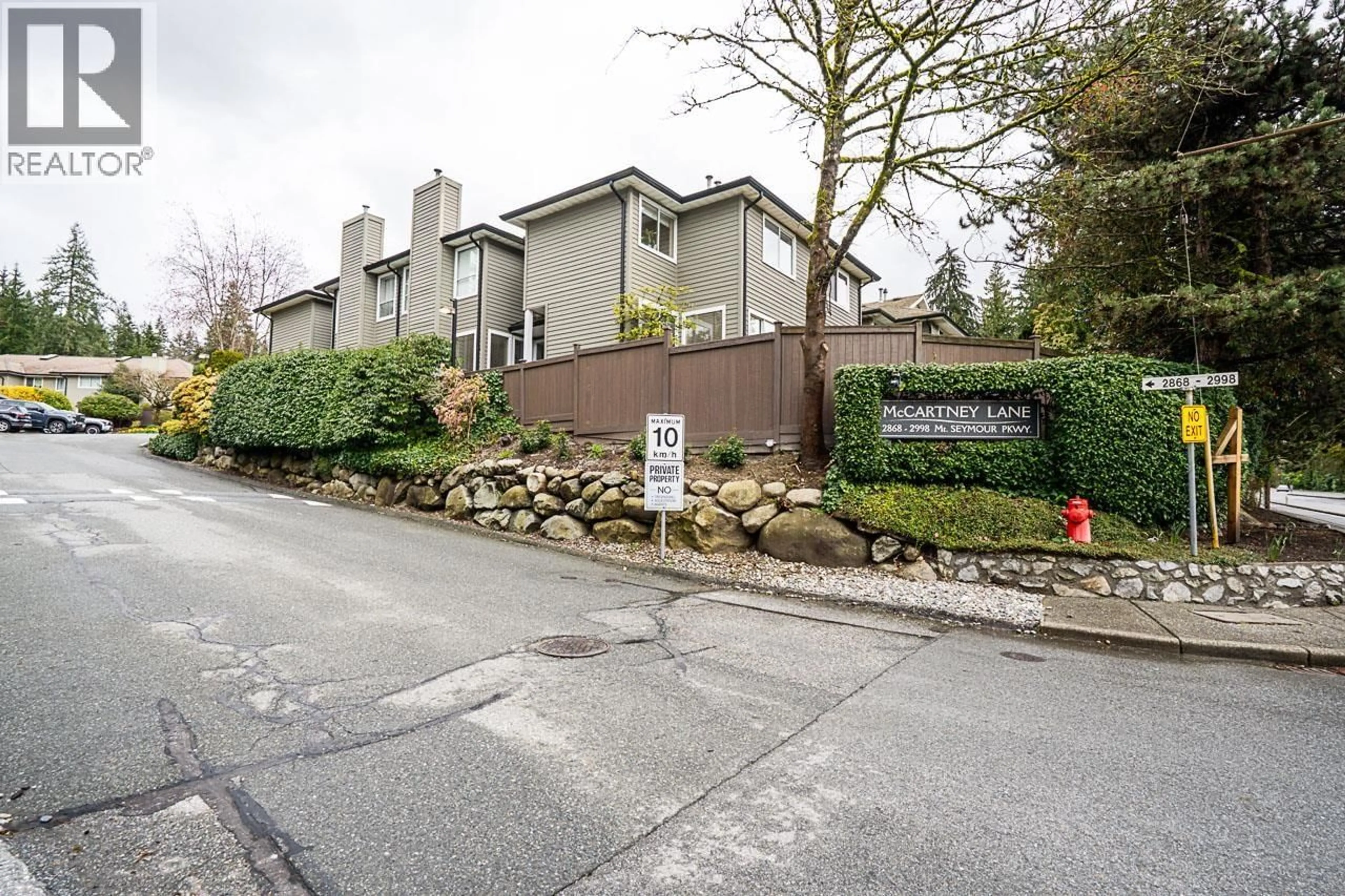 A pic from outside/outdoor area/front of a property/back of a property/a pic from drone, street for 2952 MT SEYMOUR PARKWAY, Vancouver British Columbia V7H1E9