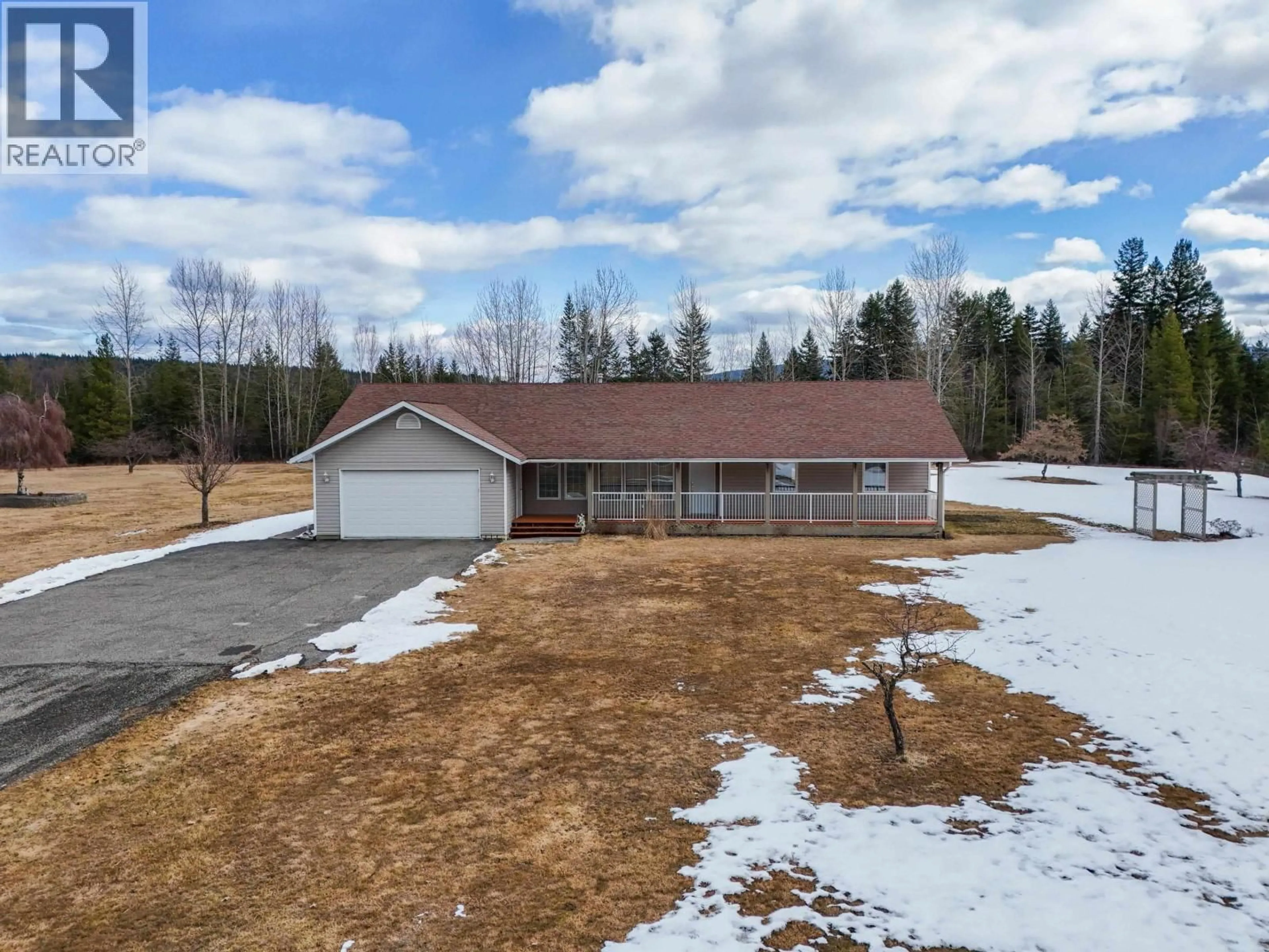 A pic from outside/outdoor area/front of a property/back of a property/a pic from drone, unknown for 1889 ALMA ROAD, Quesnel British Columbia V2J6J3