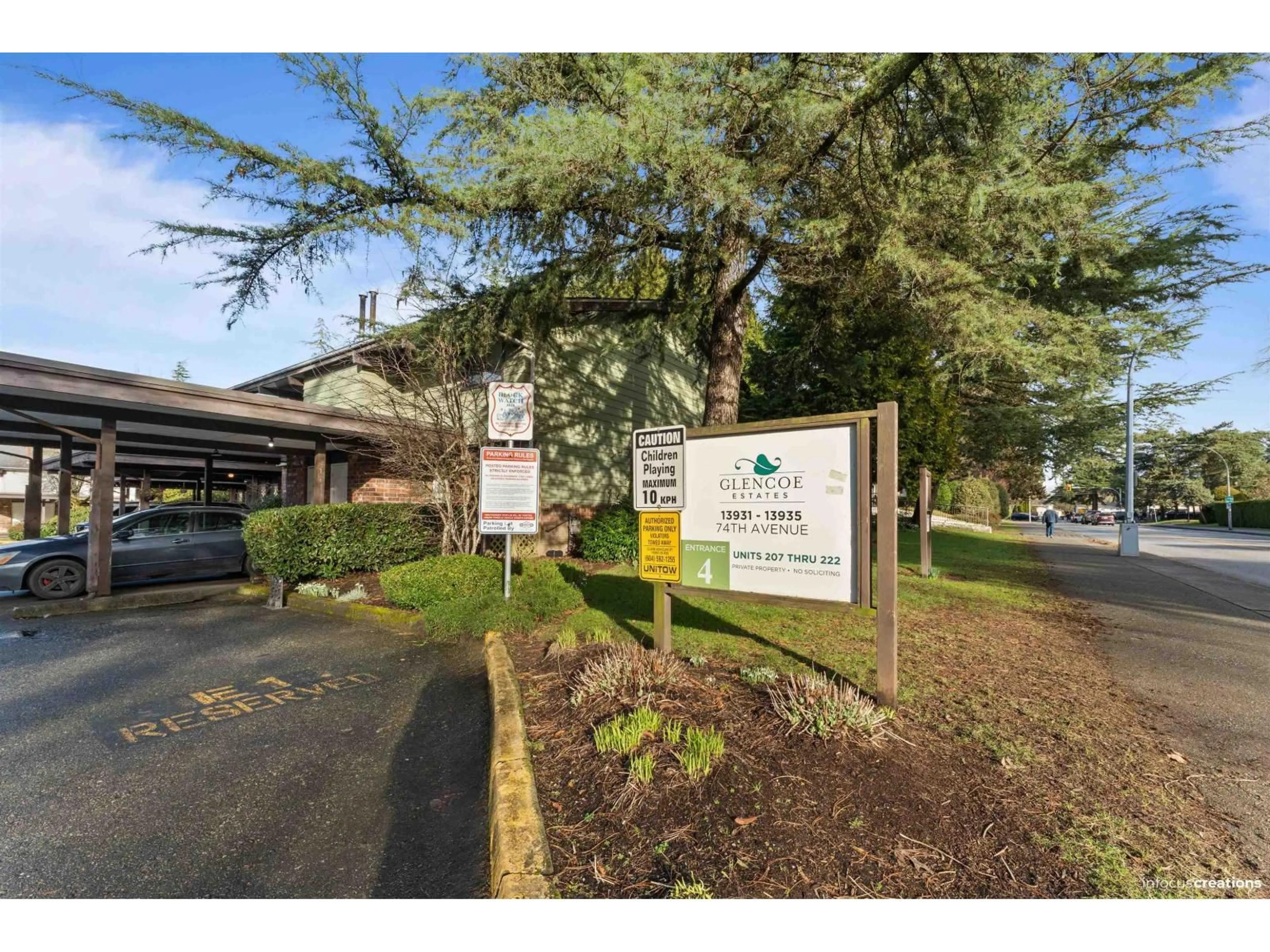 Indoor foyer for 161 - 7484 138 STREET, Surrey British Columbia V3W6G4