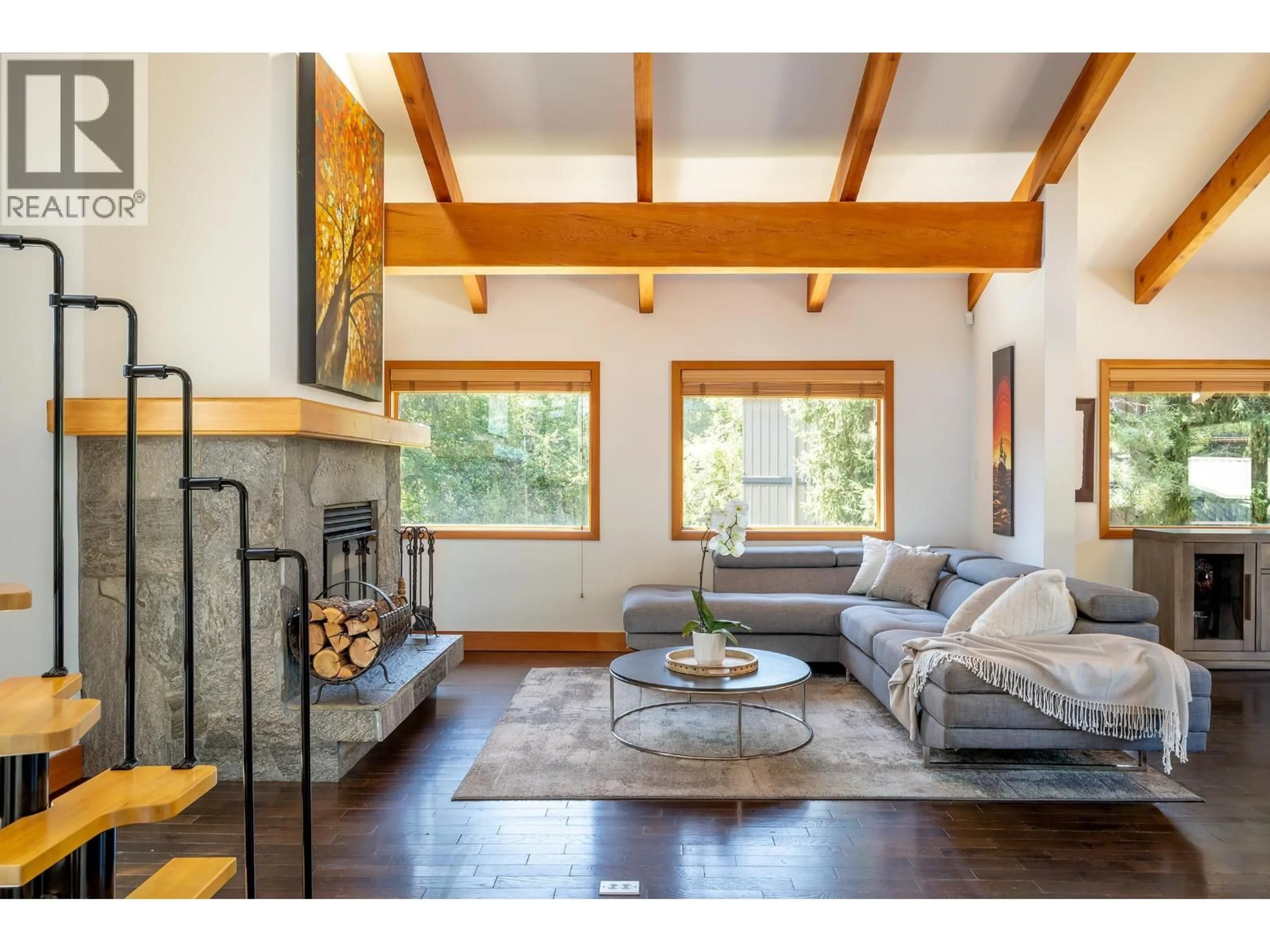 Living room with furniture, wood/laminate floor for 6444 TOAD HOLLOW, Whistler British Columbia V8E0C5