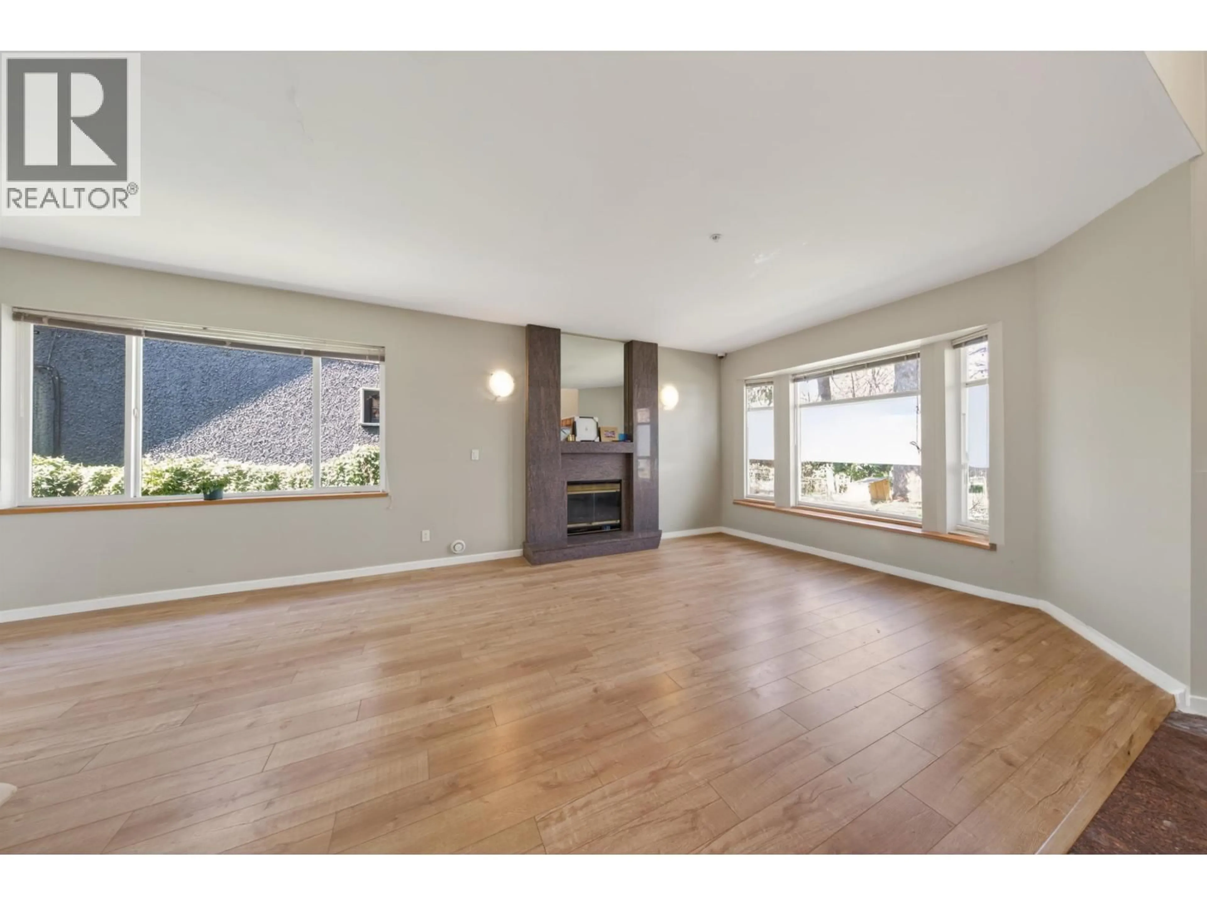 Unknown for 3456 36TH AVENUE, Vancouver British Columbia V6N2R9