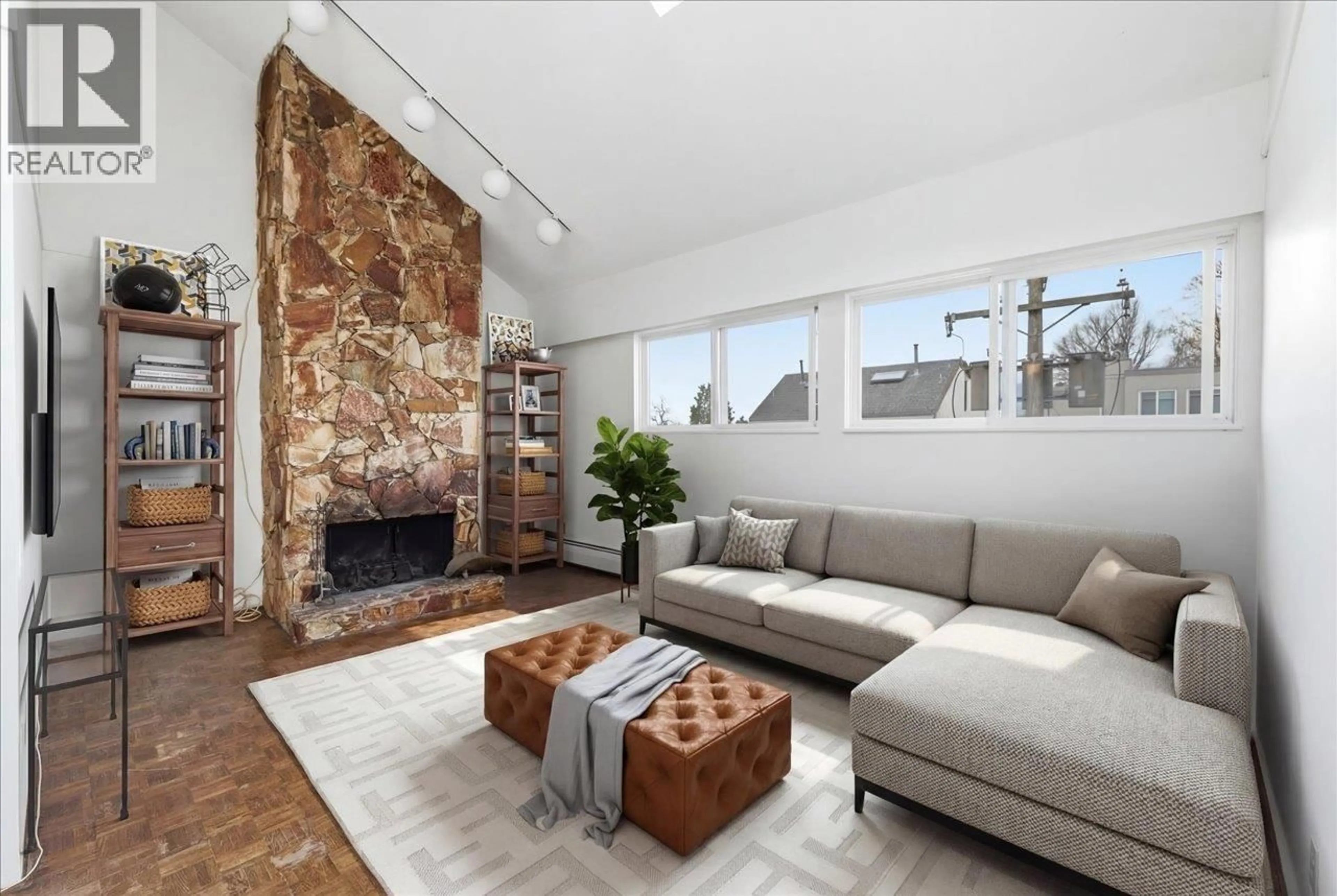 Living room with furniture, unknown for PH11 - 2125 YORK AVENUE, Vancouver British Columbia V6K1C4