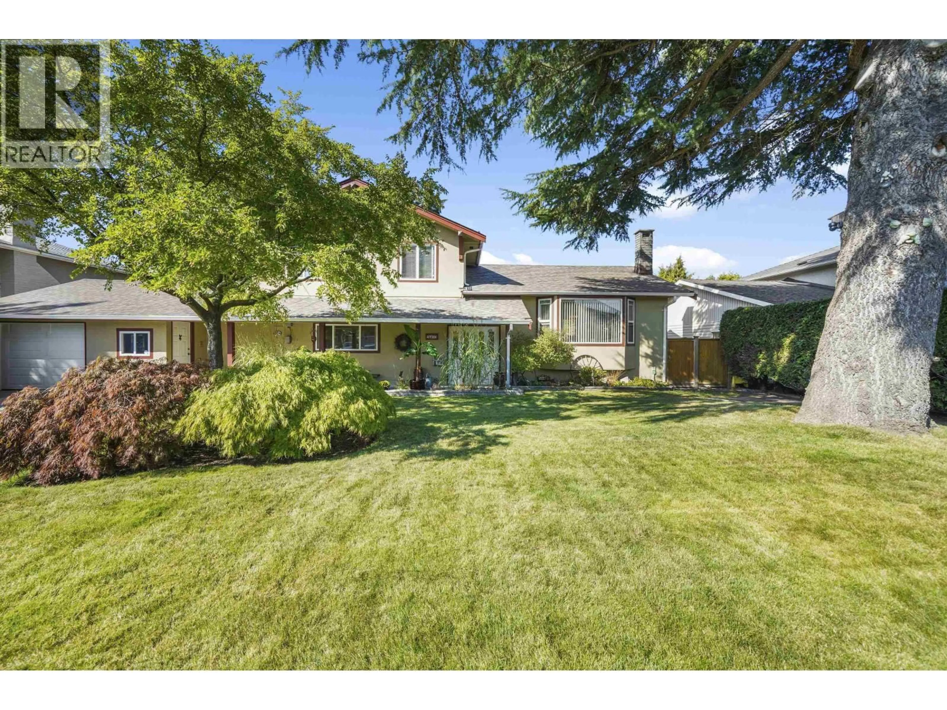 A pic from outside/outdoor area/front of a property/back of a property/a pic from drone, street for 4967 59 STREET, Delta British Columbia V4K3J8