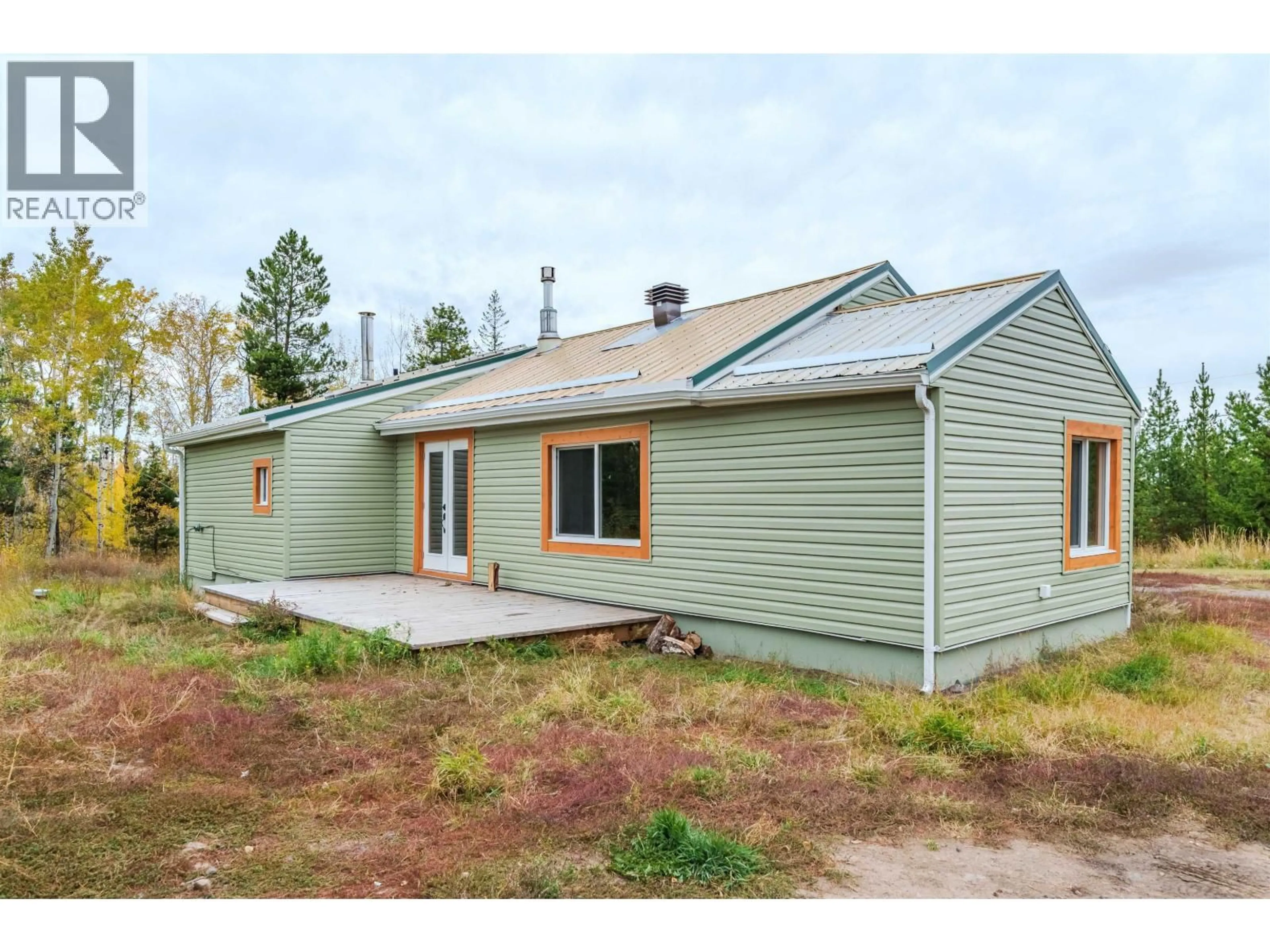 Home with vinyl exterior material, building for 1740 POPLAR ROAD, 70 Mile House British Columbia V0K2K0