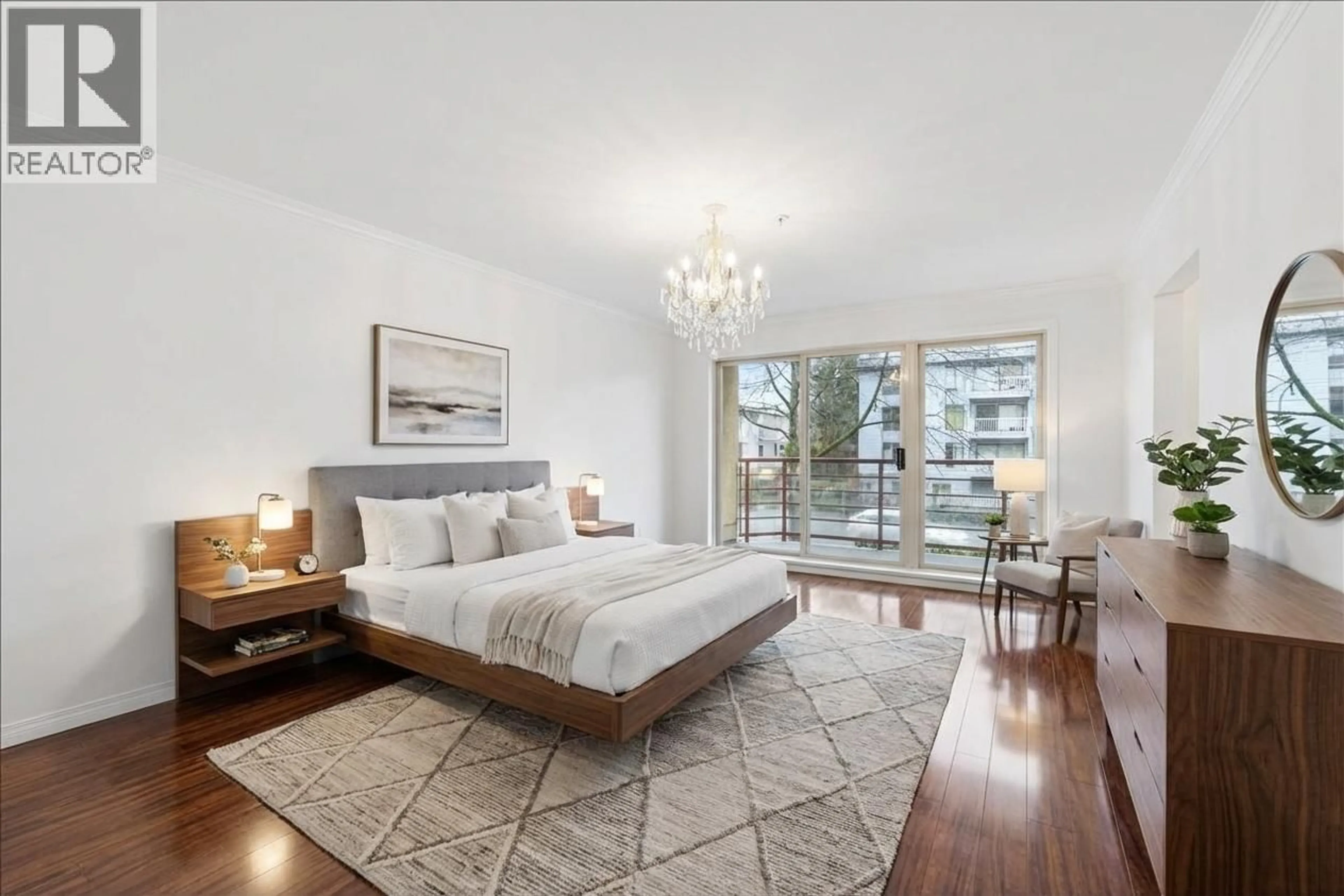 A pic of a room for 201 - 3290 4TH AVENUE, Vancouver British Columbia V6K1R9