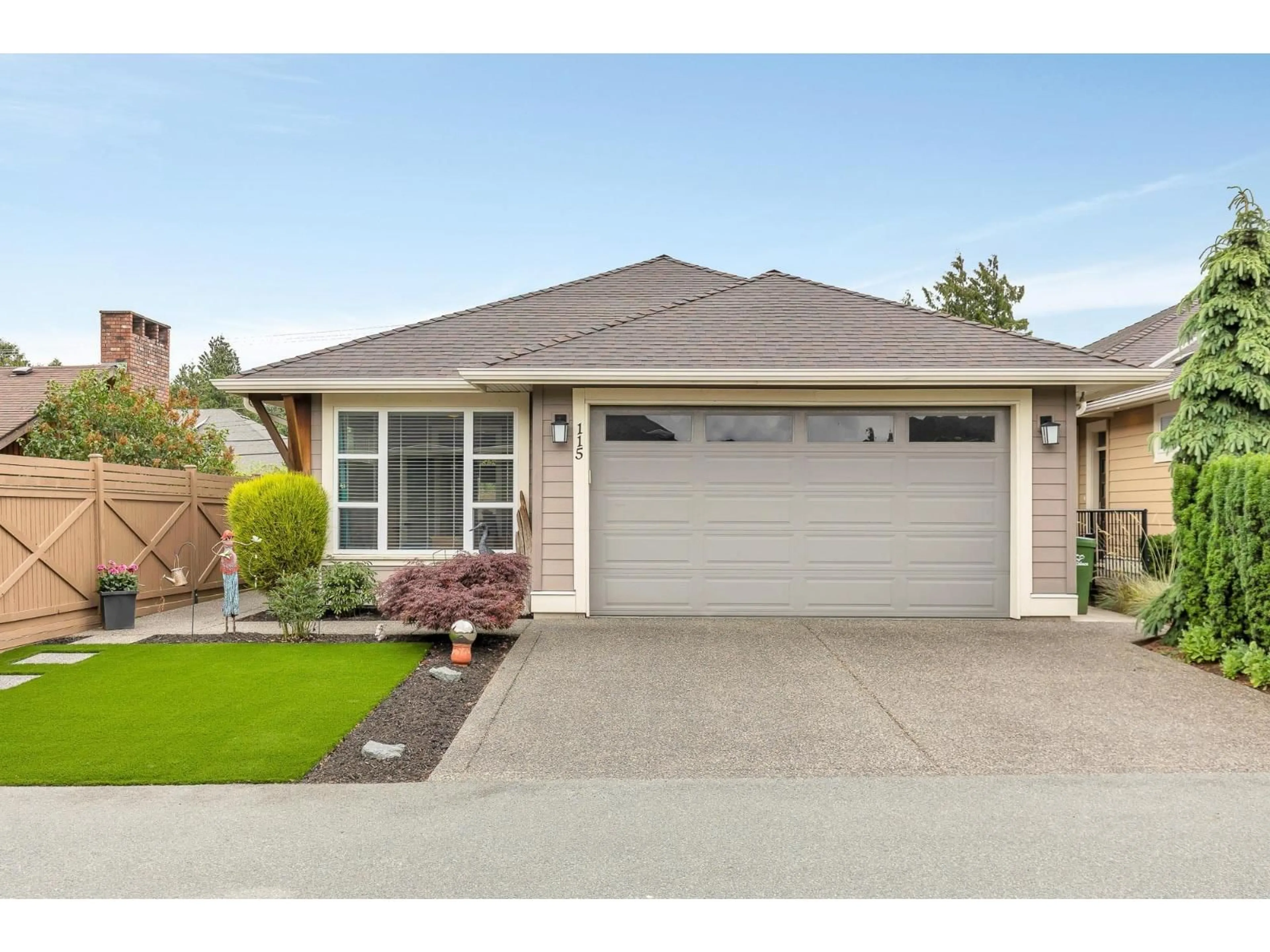 Home with vinyl exterior material, street for 115 - 6540 DOGWOOD DRIVE, Chilliwack British Columbia V2R1M6