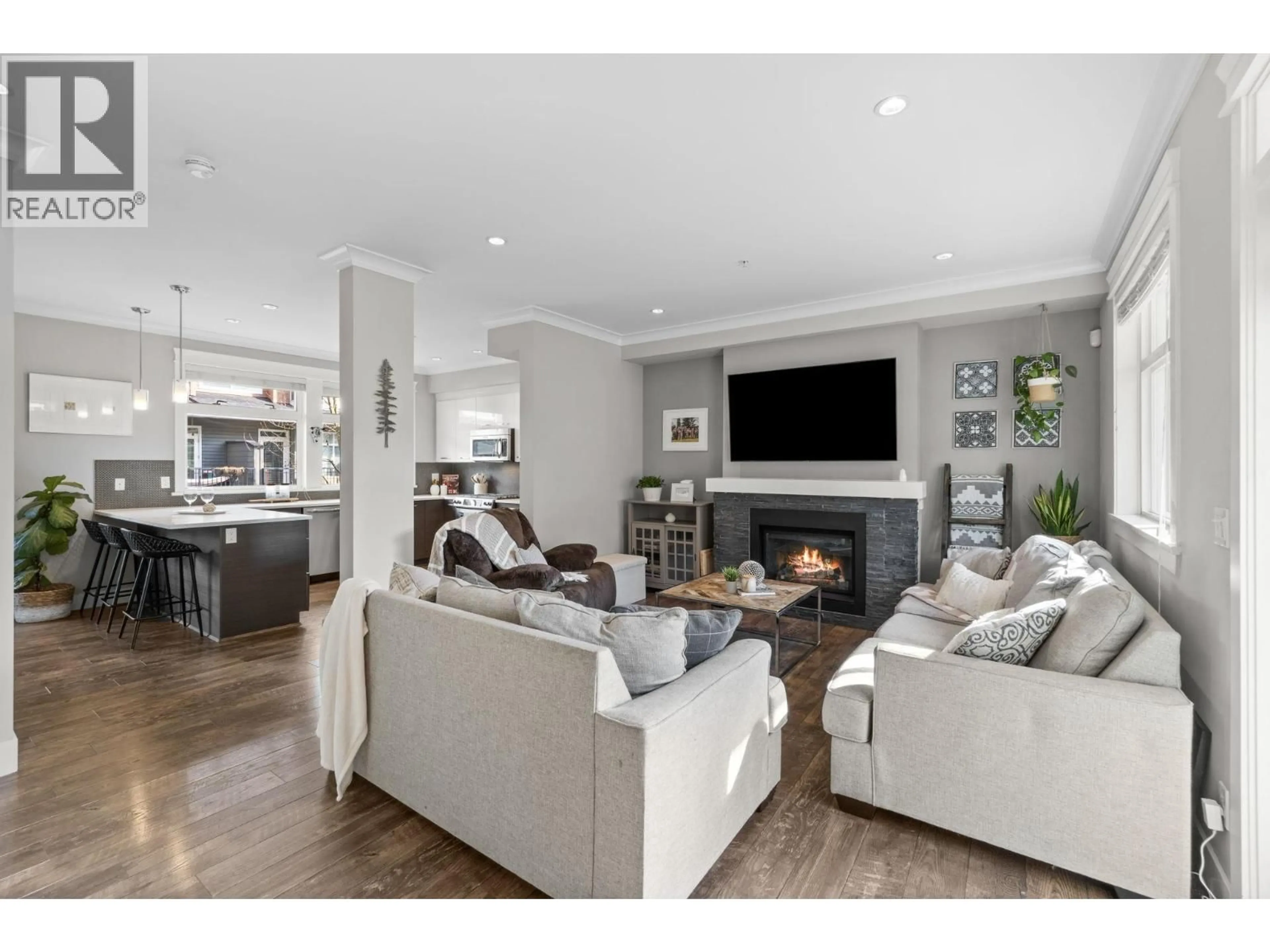 Living room with furniture, unknown for 43 - 11461 236 STREET, Maple Ridge British Columbia V2W0H6