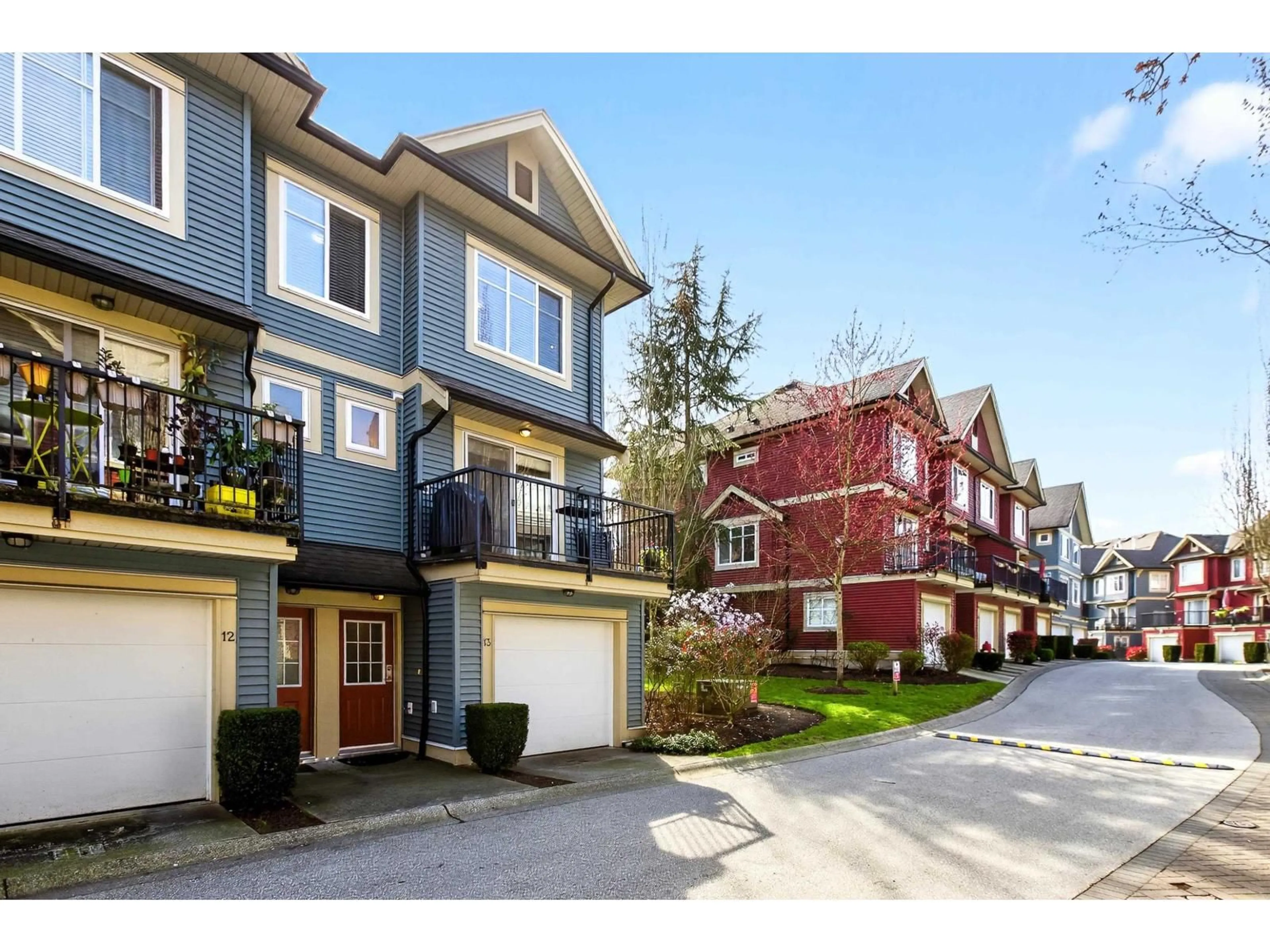 Patio, street for 13 - 6635 192 STREET, Surrey British Columbia V4N5T9