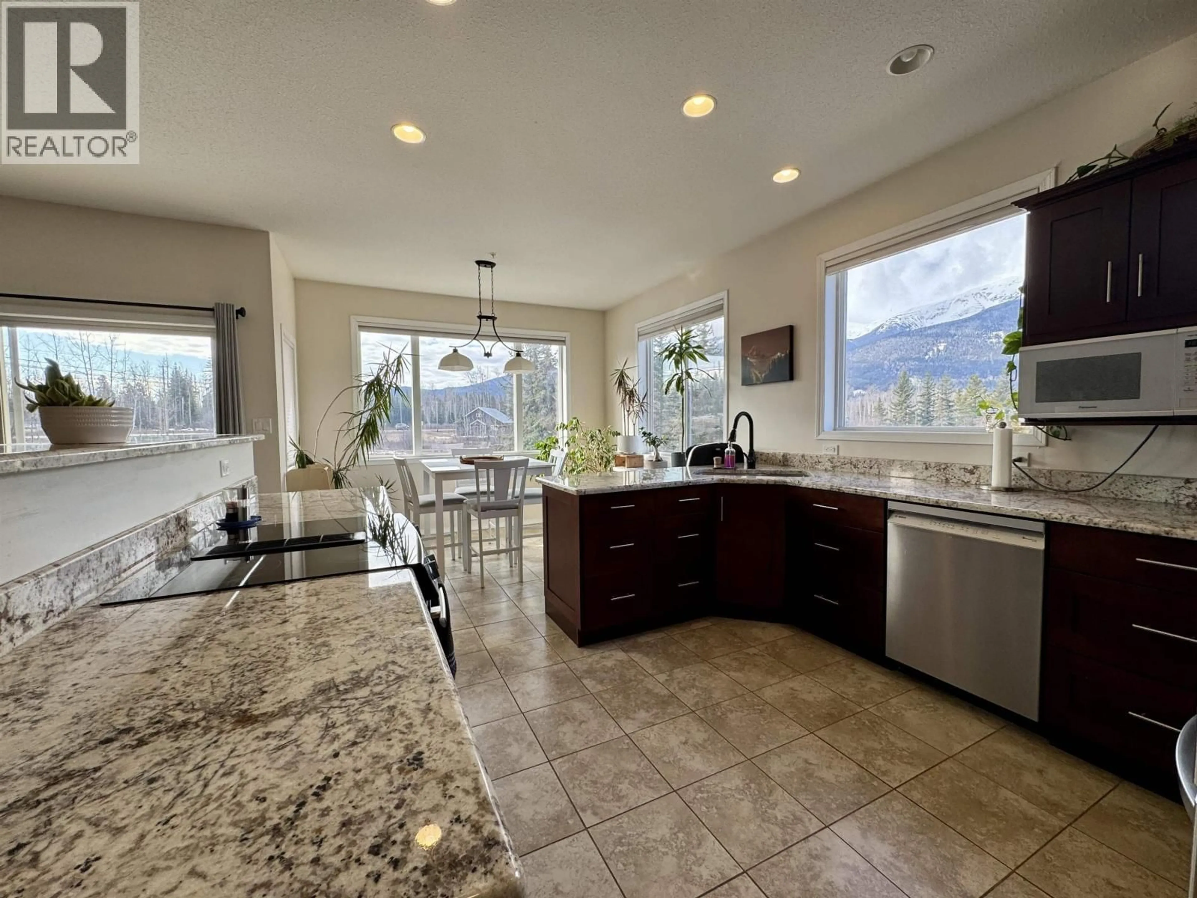 Open concept kitchen, ceramic/tile floor for 29 STARLITER WAY, Smithers British Columbia V0J2N2