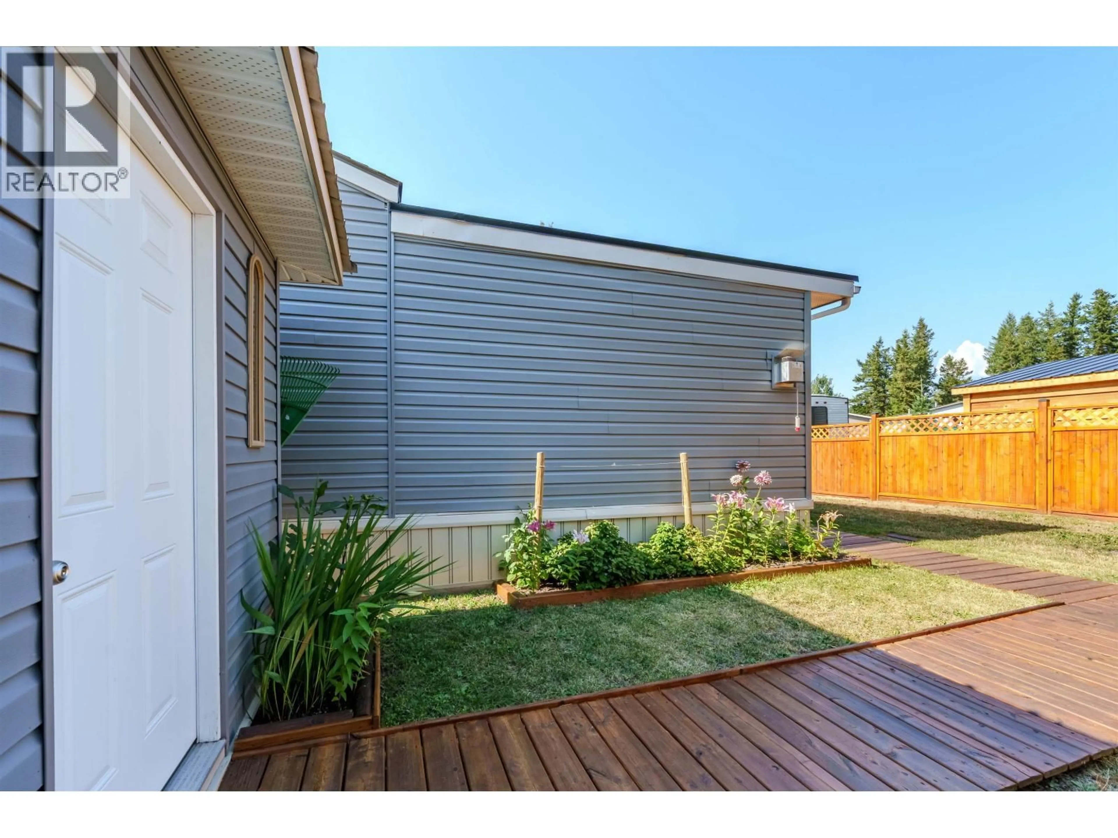 Unknown for 12 - 4072 LAC LA HACHE STATION ROAD, Lac La Hache British Columbia V0K1T1