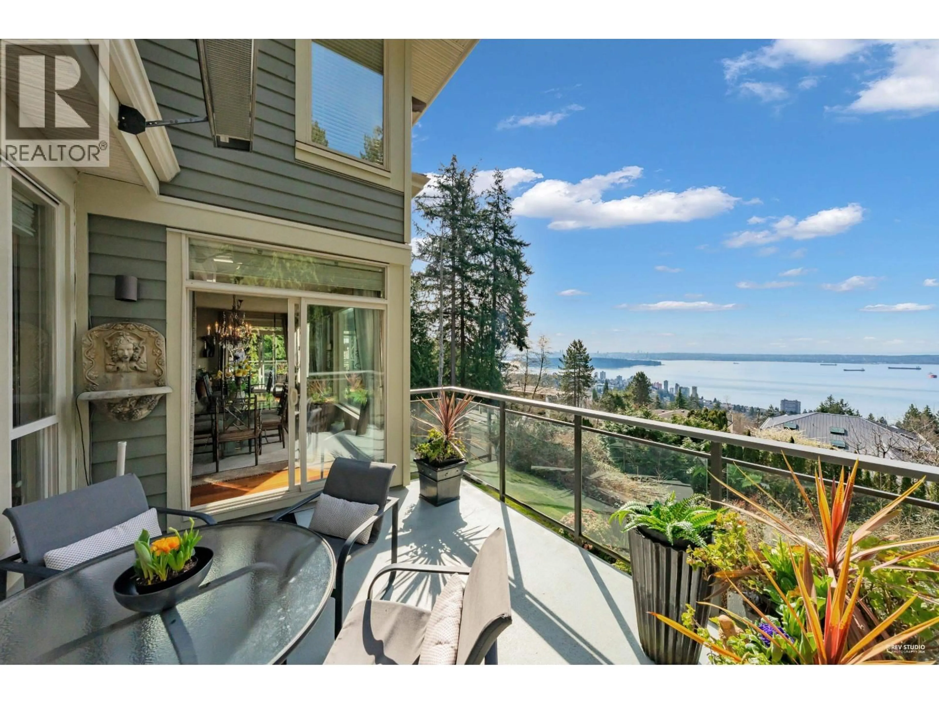 Patio, water/lake/river/ocean view for 2472 SHADBOLT LANE, West Vancouver British Columbia V7S3J1