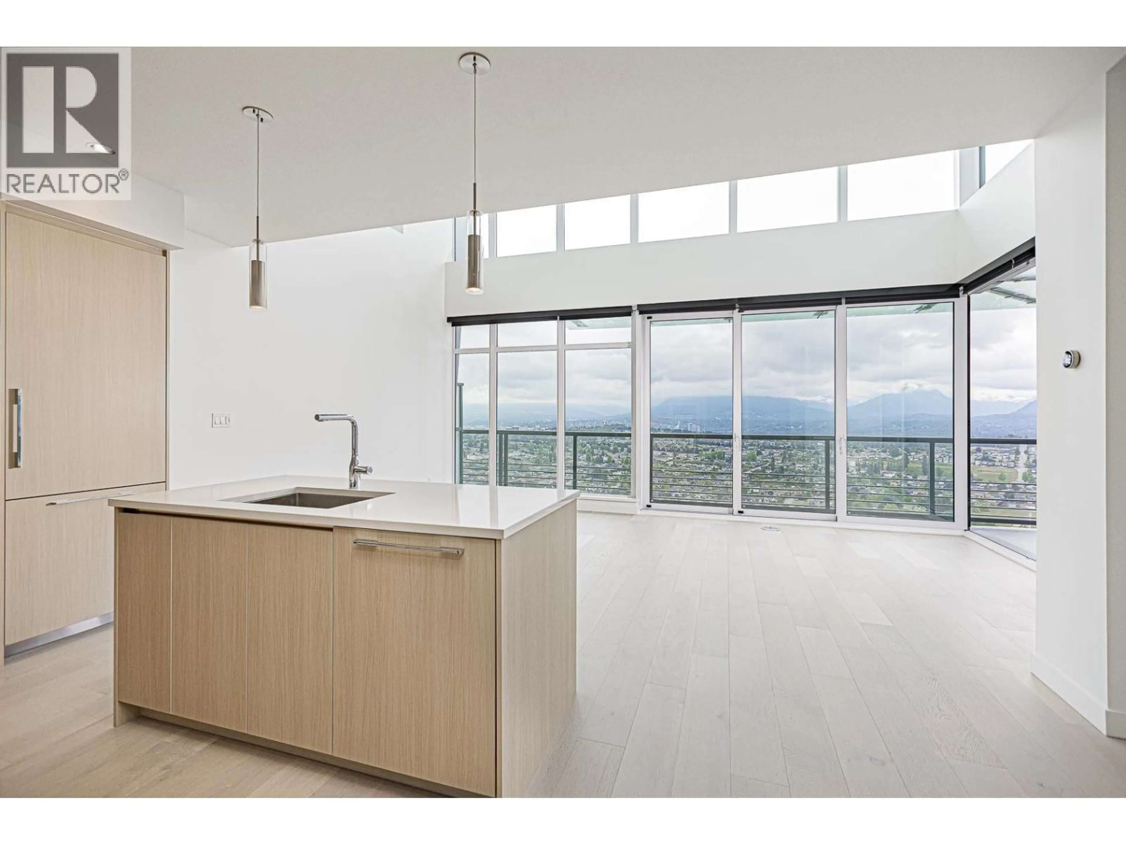 Open concept kitchen, unknown for 4907 - 4730 LOUGHEED HIGHWAY, Burnaby British Columbia V5C0M9