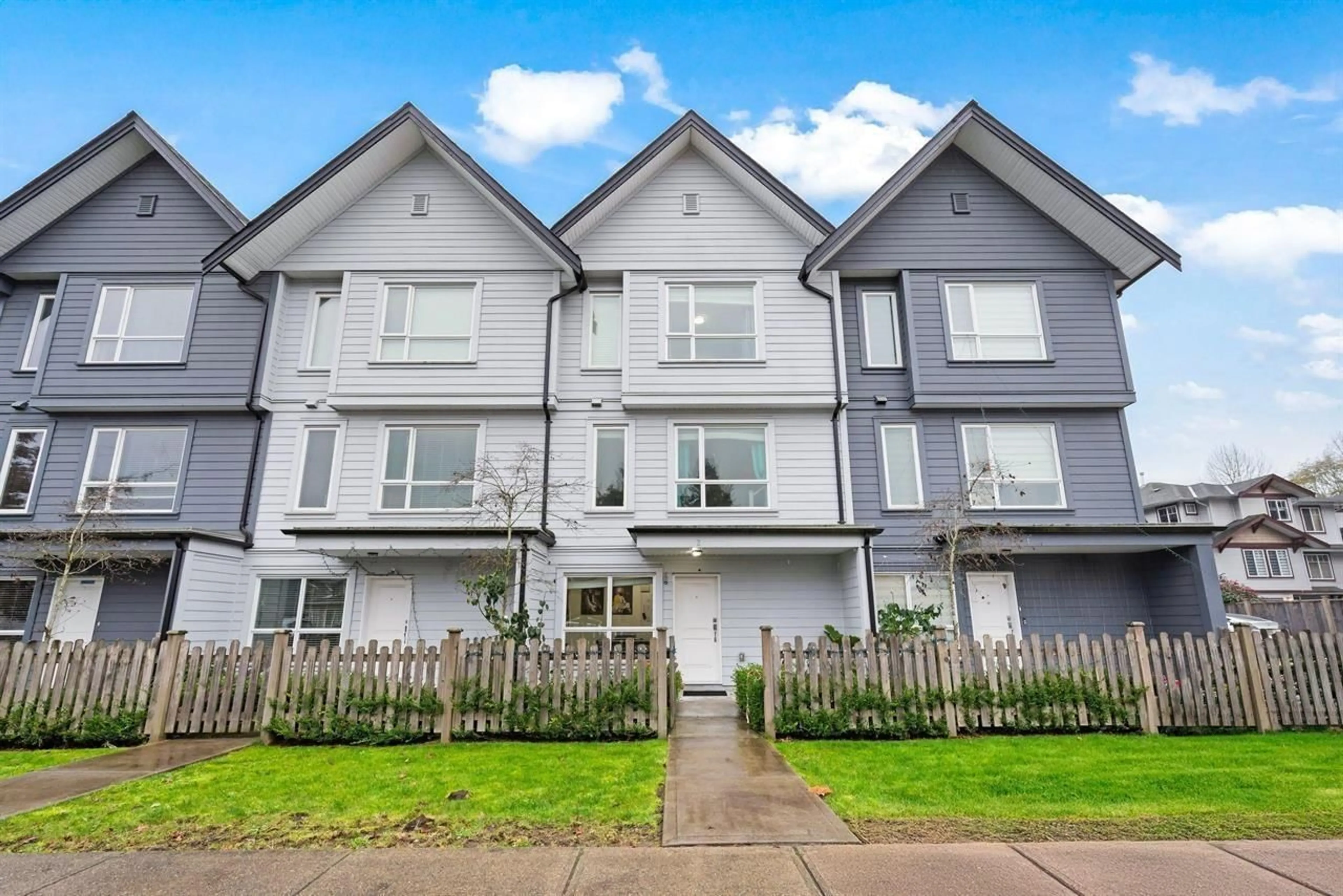 A pic from outside/outdoor area/front of a property/back of a property/a pic from drone, street for 2 - 12088 76 AVENUE, Surrey British Columbia V3W5Z2