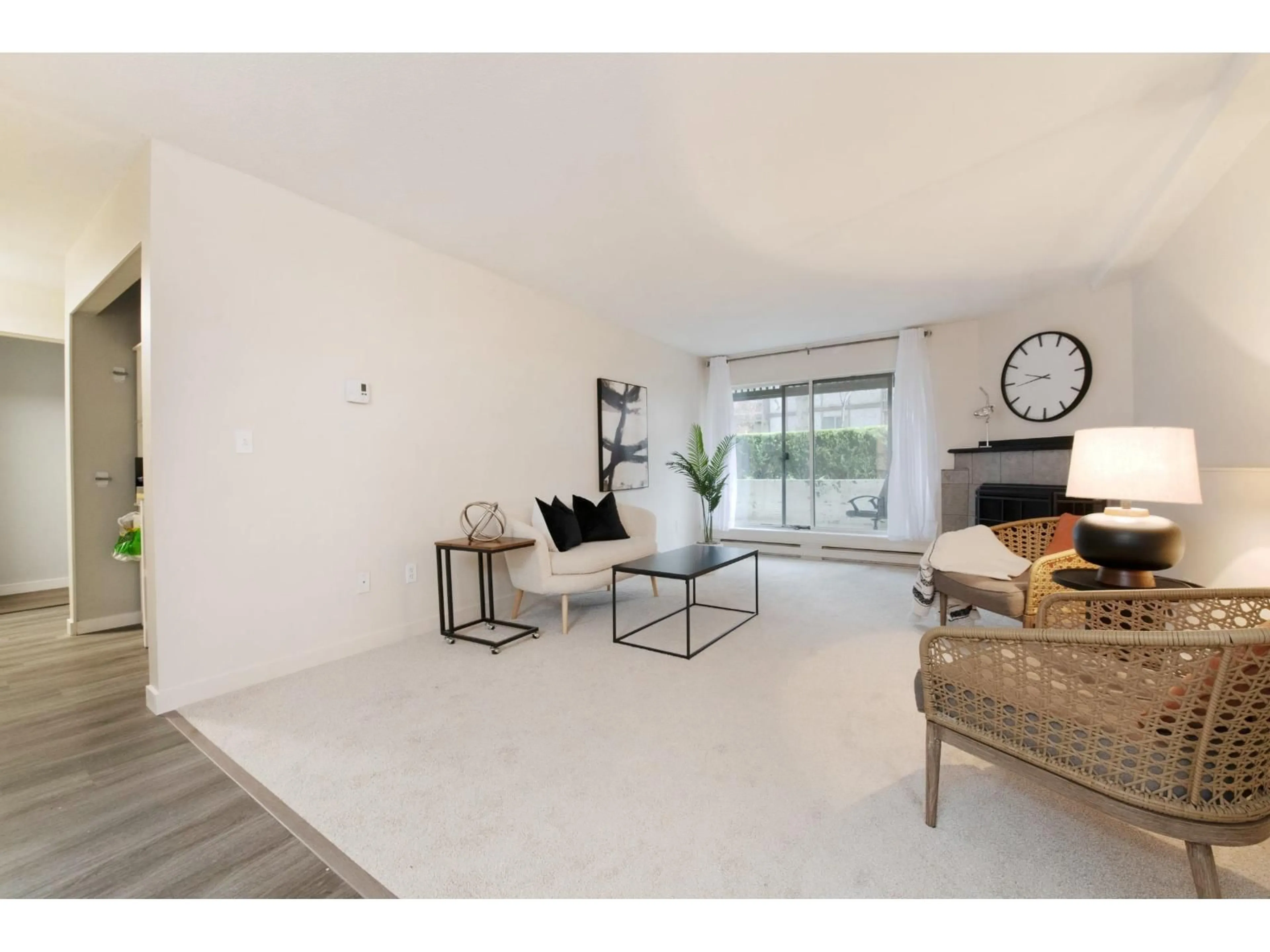 Living room with furniture, unknown for 114 - 9672 134 STREET, Surrey British Columbia V3T5L5