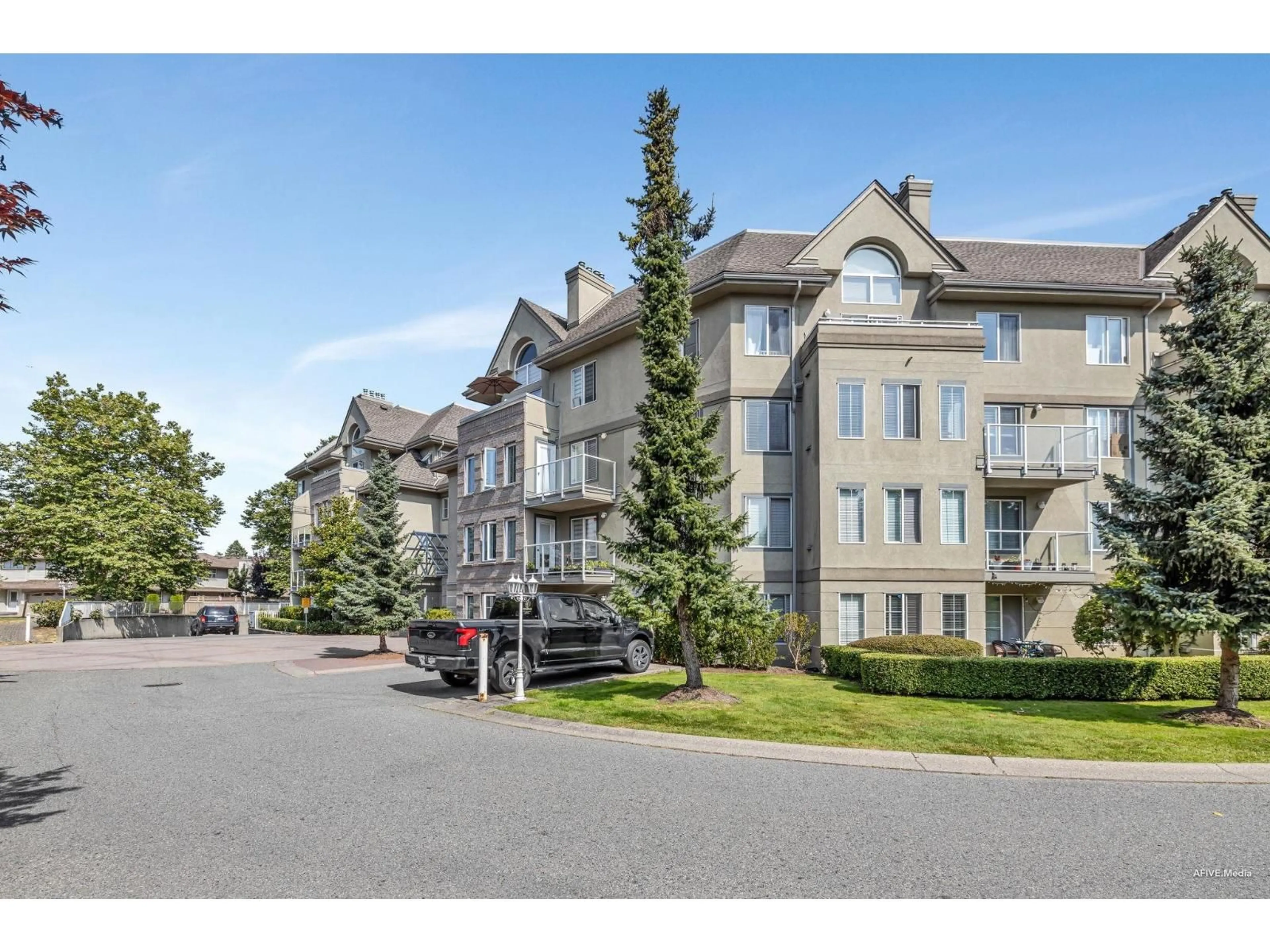 Unknown for 202 - 12125 75A AVENUE, Surrey British Columbia V3W1B9