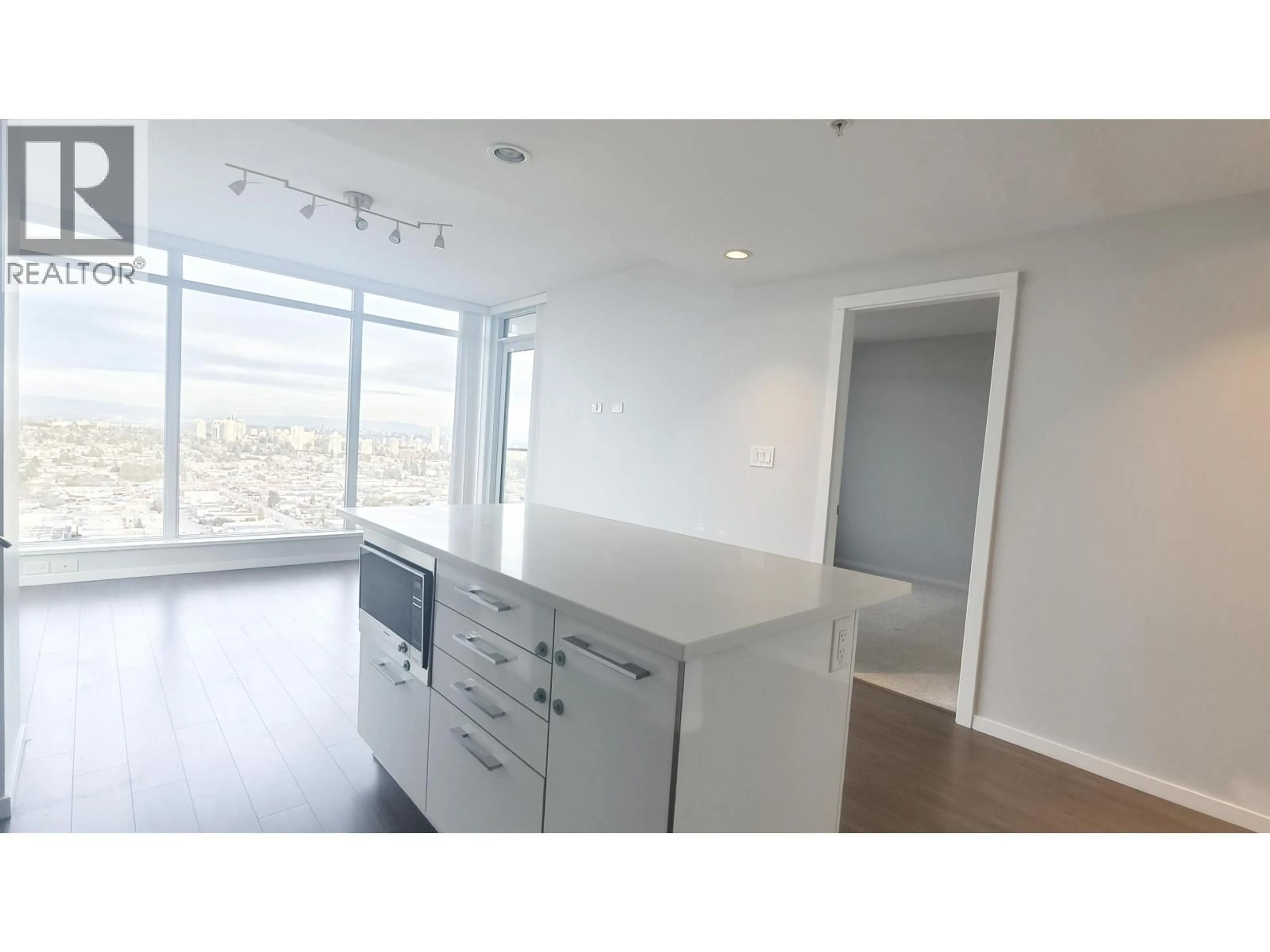 Open concept kitchen, unknown for 2906 - 6700 DUNBLANE AVENUE, Vancouver British Columbia V5H0J3