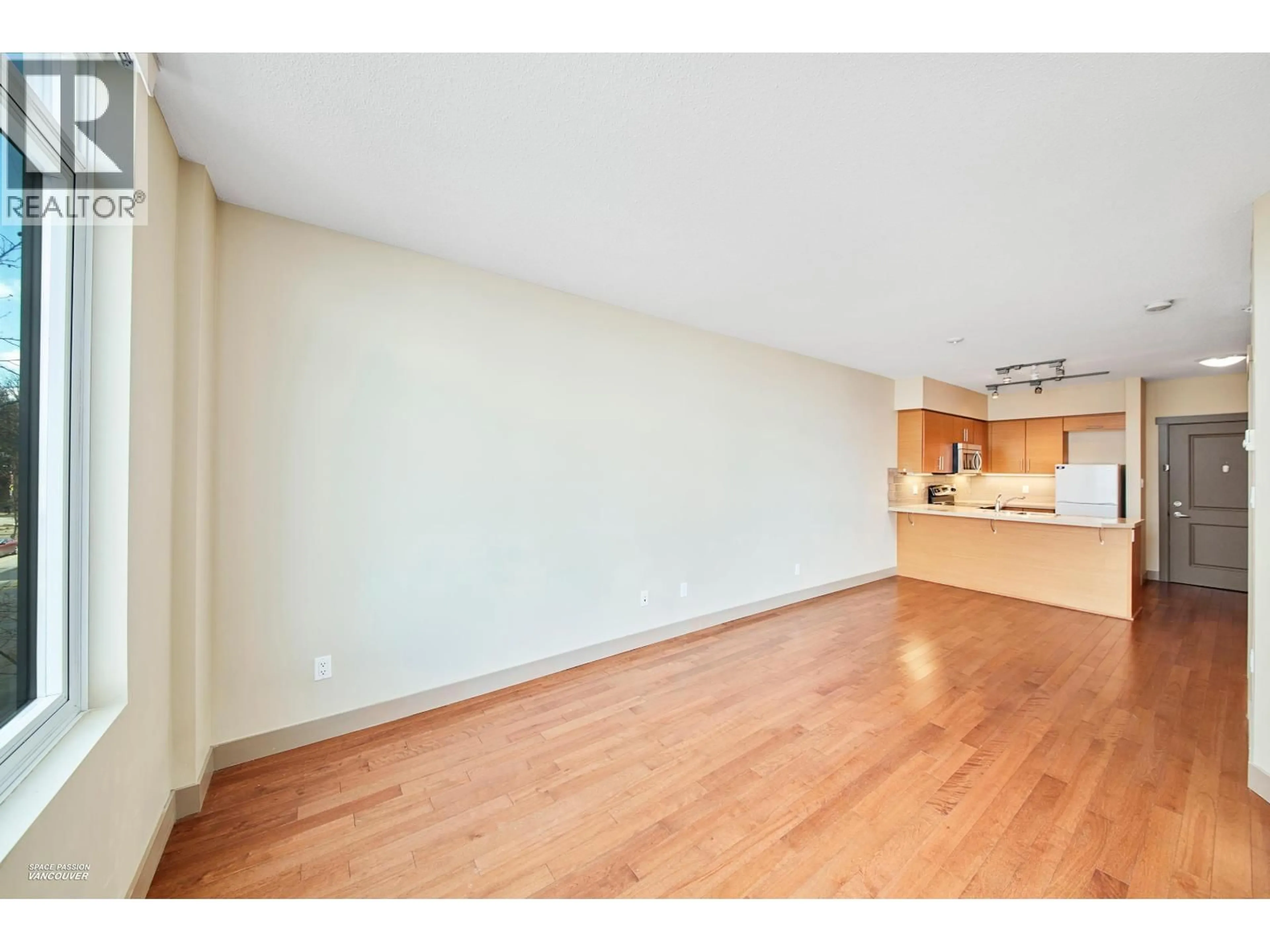 A pic of a room for 415 - 9009 CORNERSTONE MEWS, Burnaby British Columbia V5A0B9