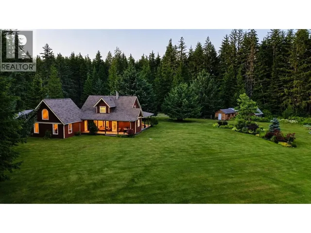 499 QUATSINO BOULEVARD, Kitimat 2