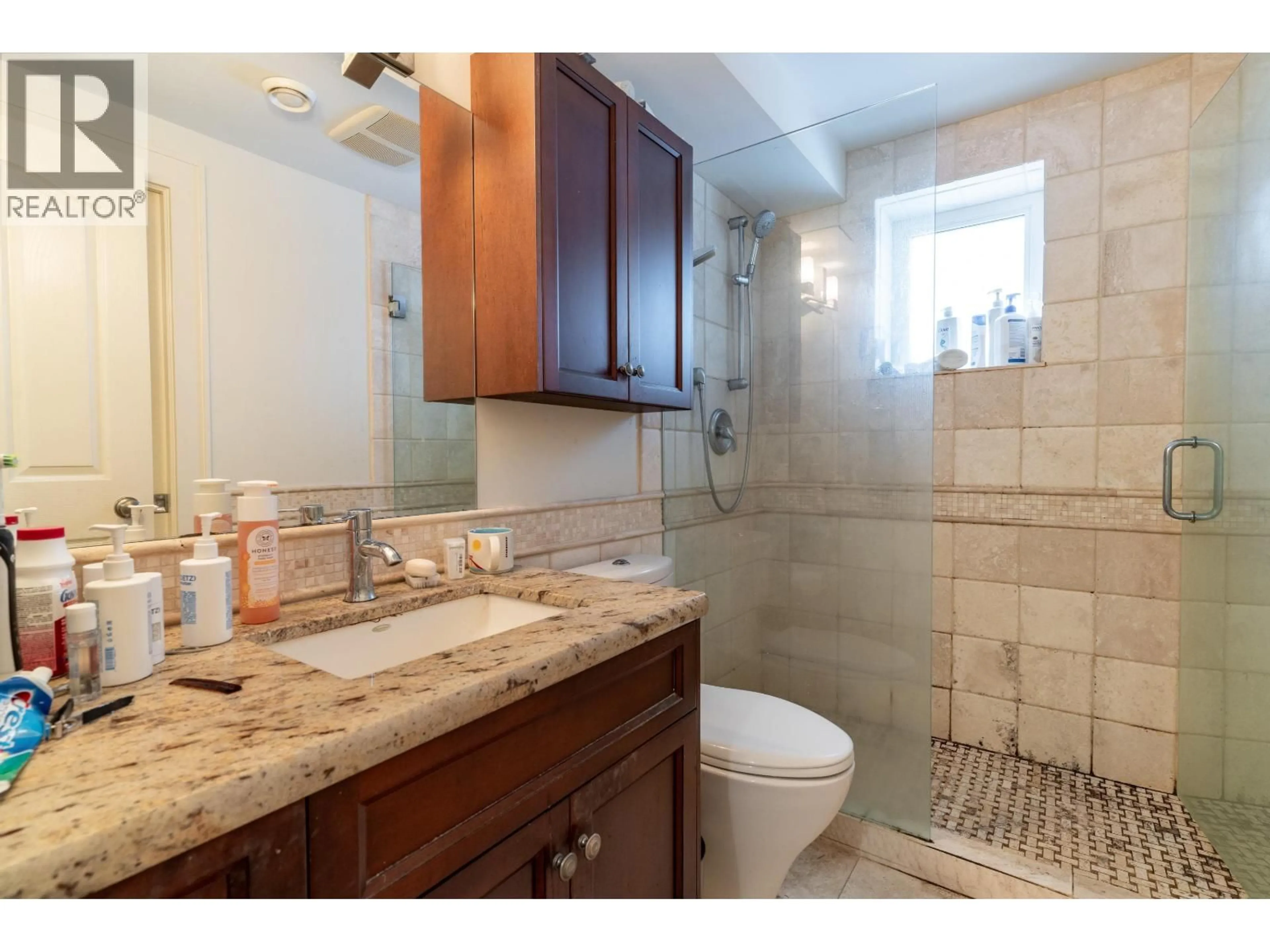 Standard bathroom, ceramic/tile floor for 5570 BAILLIE STREET, Vancouver British Columbia V5Z3M8