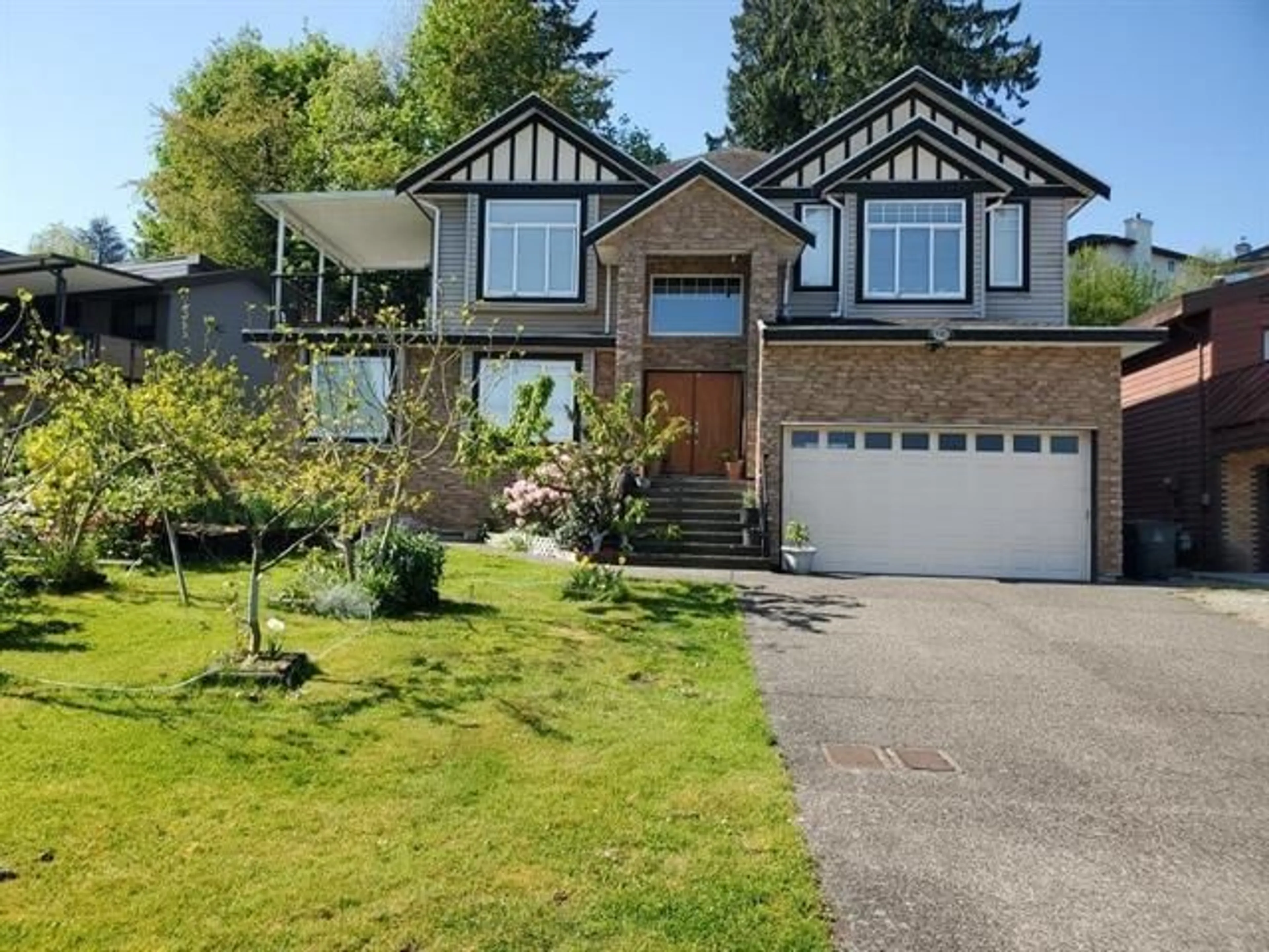 Home with vinyl exterior material, unknown for 9983 117 STREET, Surrey British Columbia V3V7H5