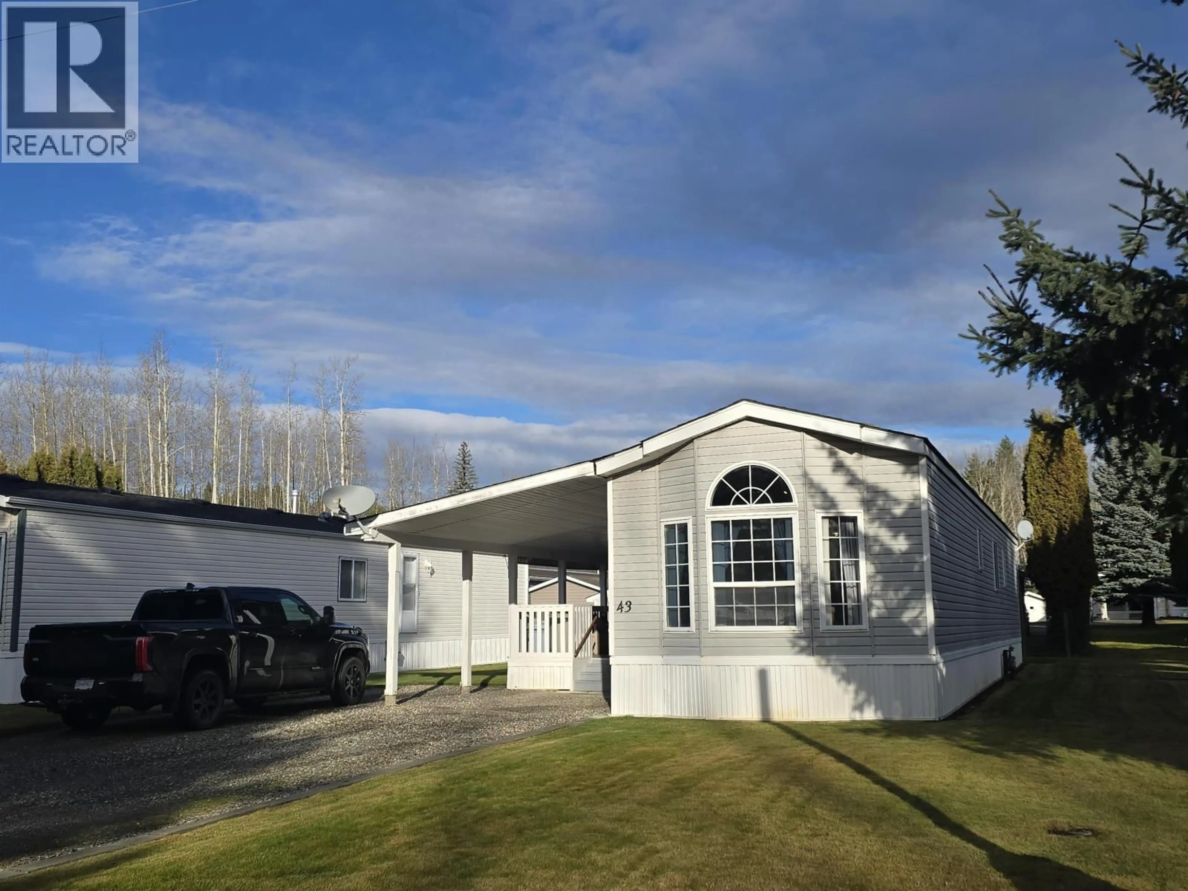 Home with vinyl exterior material, street for 43 - 313 WESTLAND ROAD, Quesnel British Columbia V2J4V4