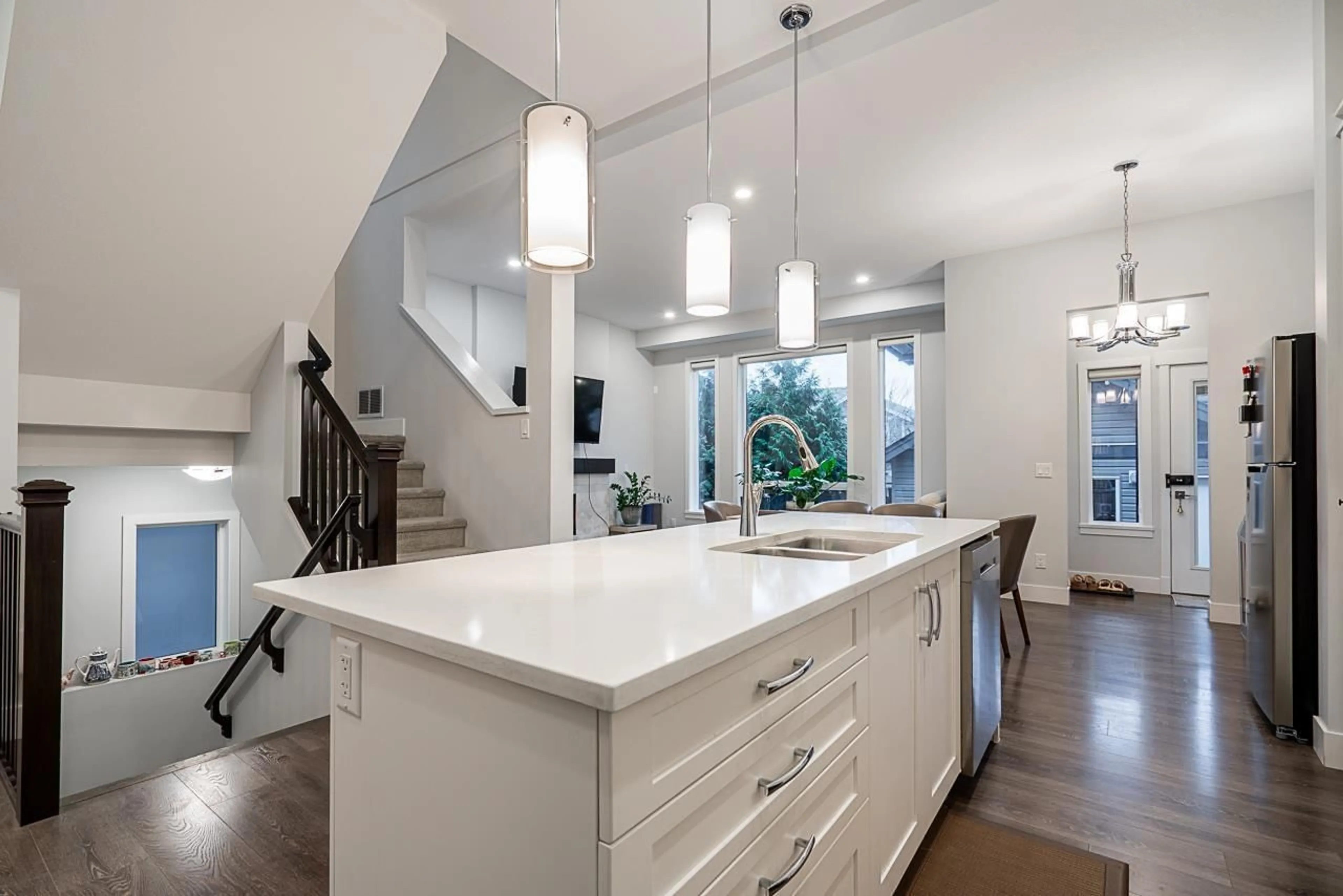 Open concept kitchen, unknown for 20427 83B AVENUE, Langley British Columbia V2Y0R6