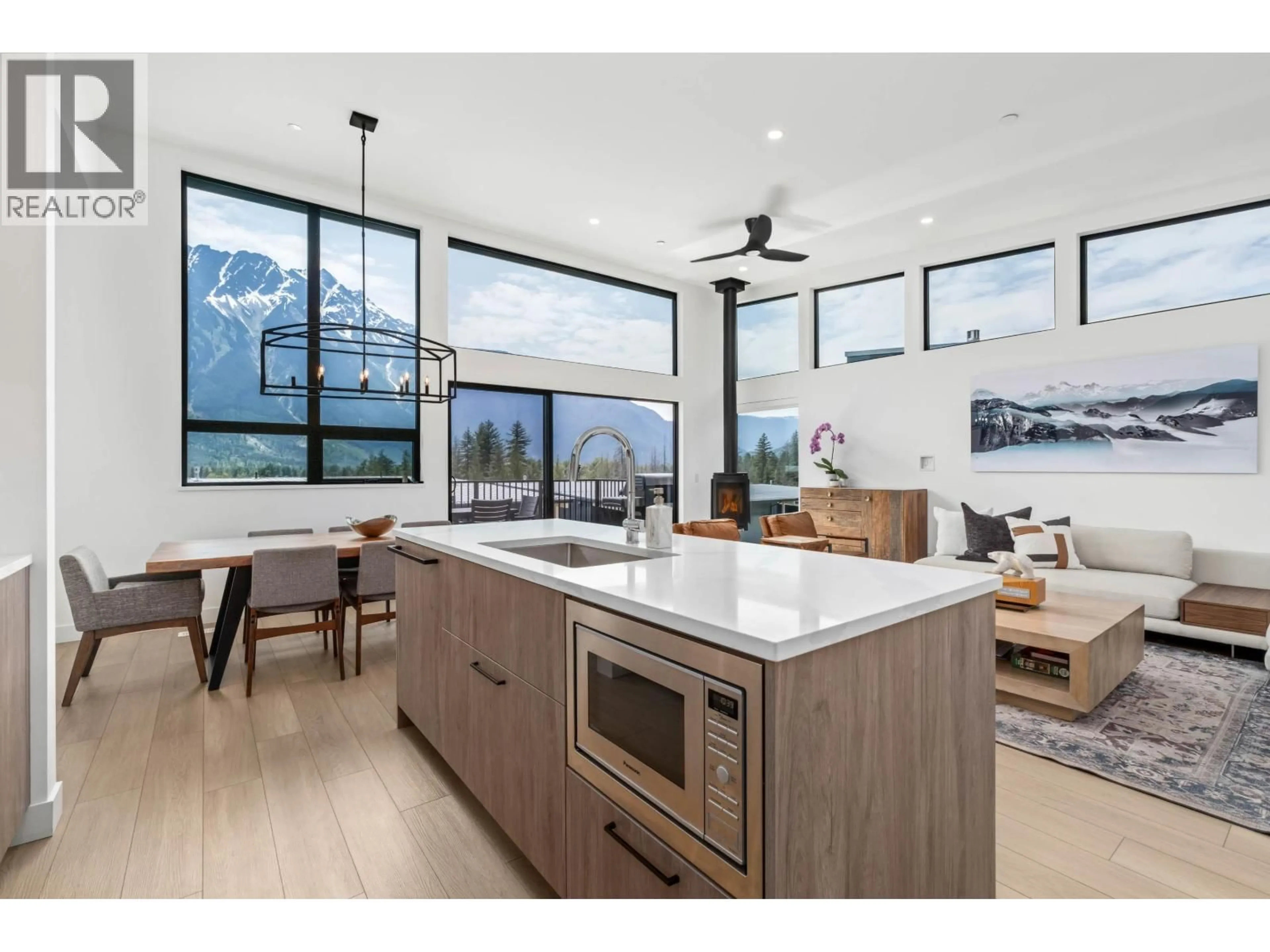 Open concept kitchen, unknown for 36 - 4000 SUNSTONE WAY, Pemberton British Columbia V0N2L3