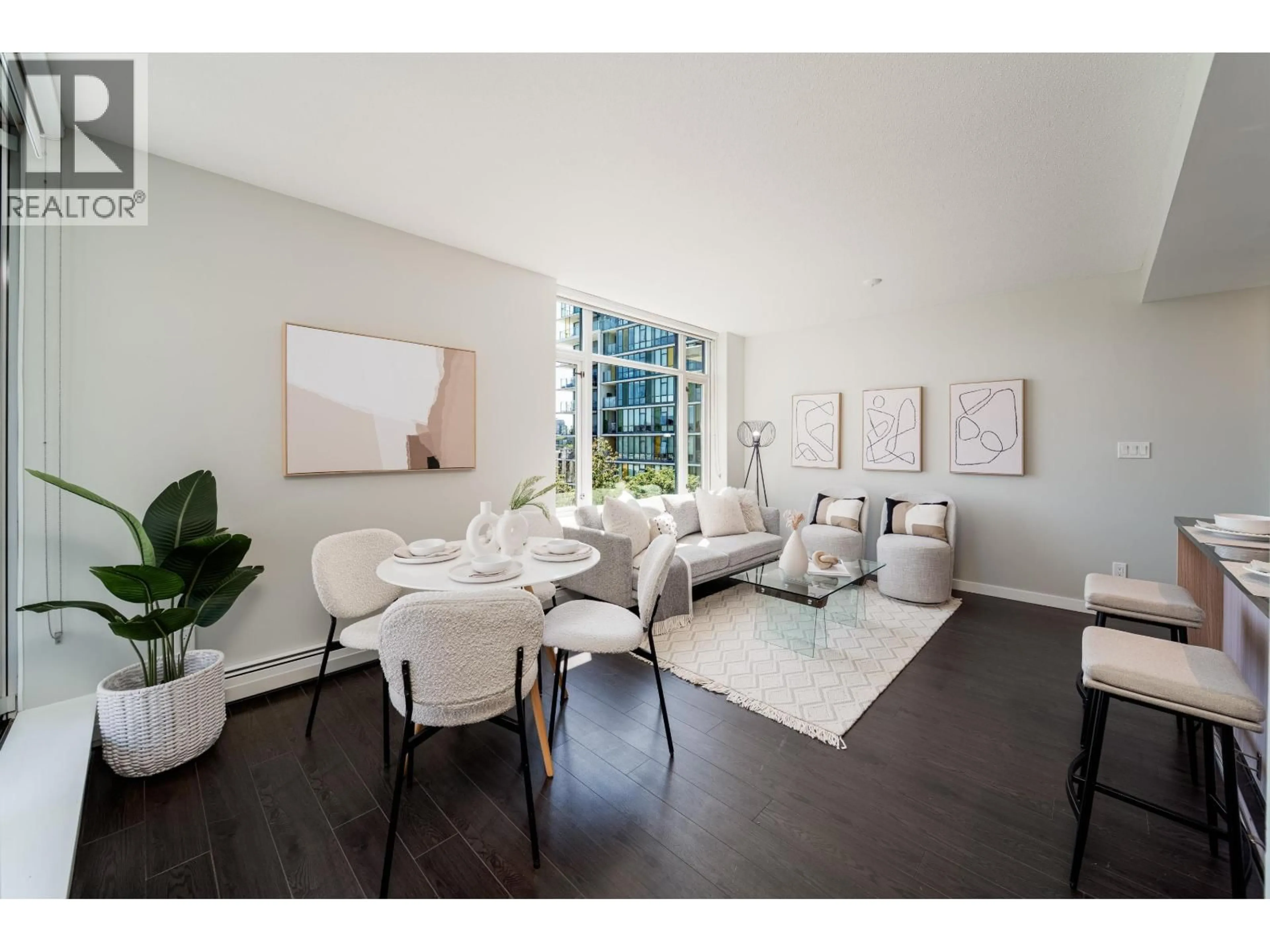 Living room with furniture, unknown for 902 - 138 1ST AVENUE, Vancouver British Columbia V5Y0H5