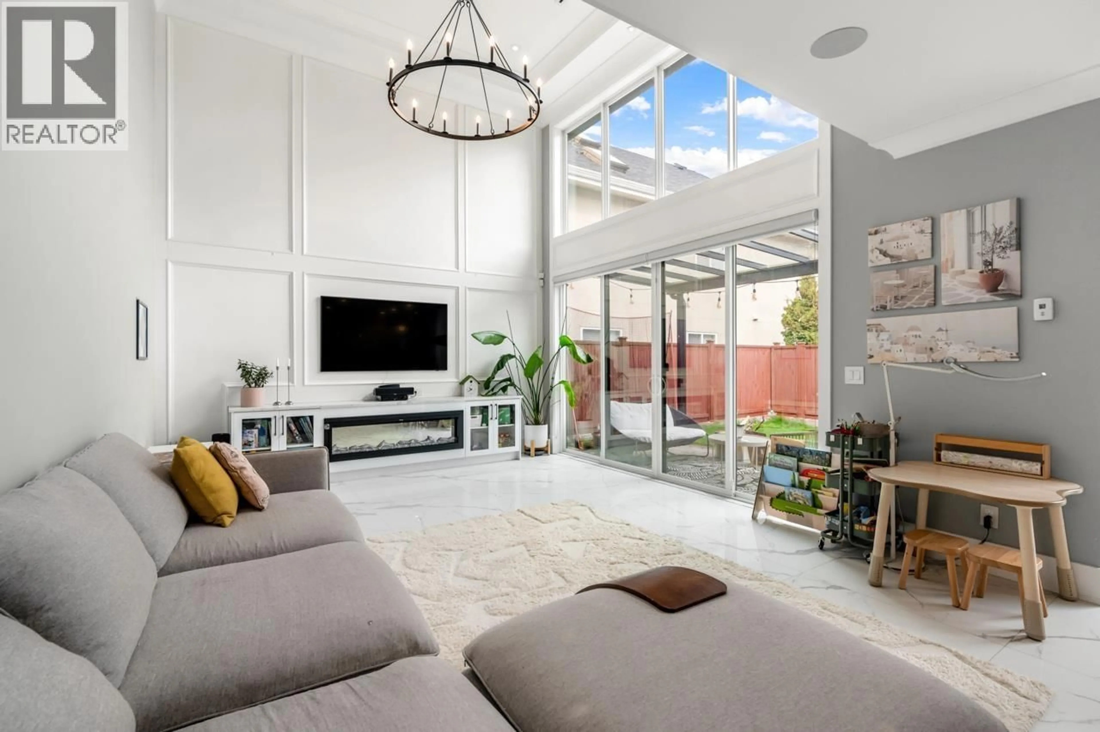 Living room with furniture, unknown for 3991 LOCKHART ROAD, Richmond British Columbia V7C1M4