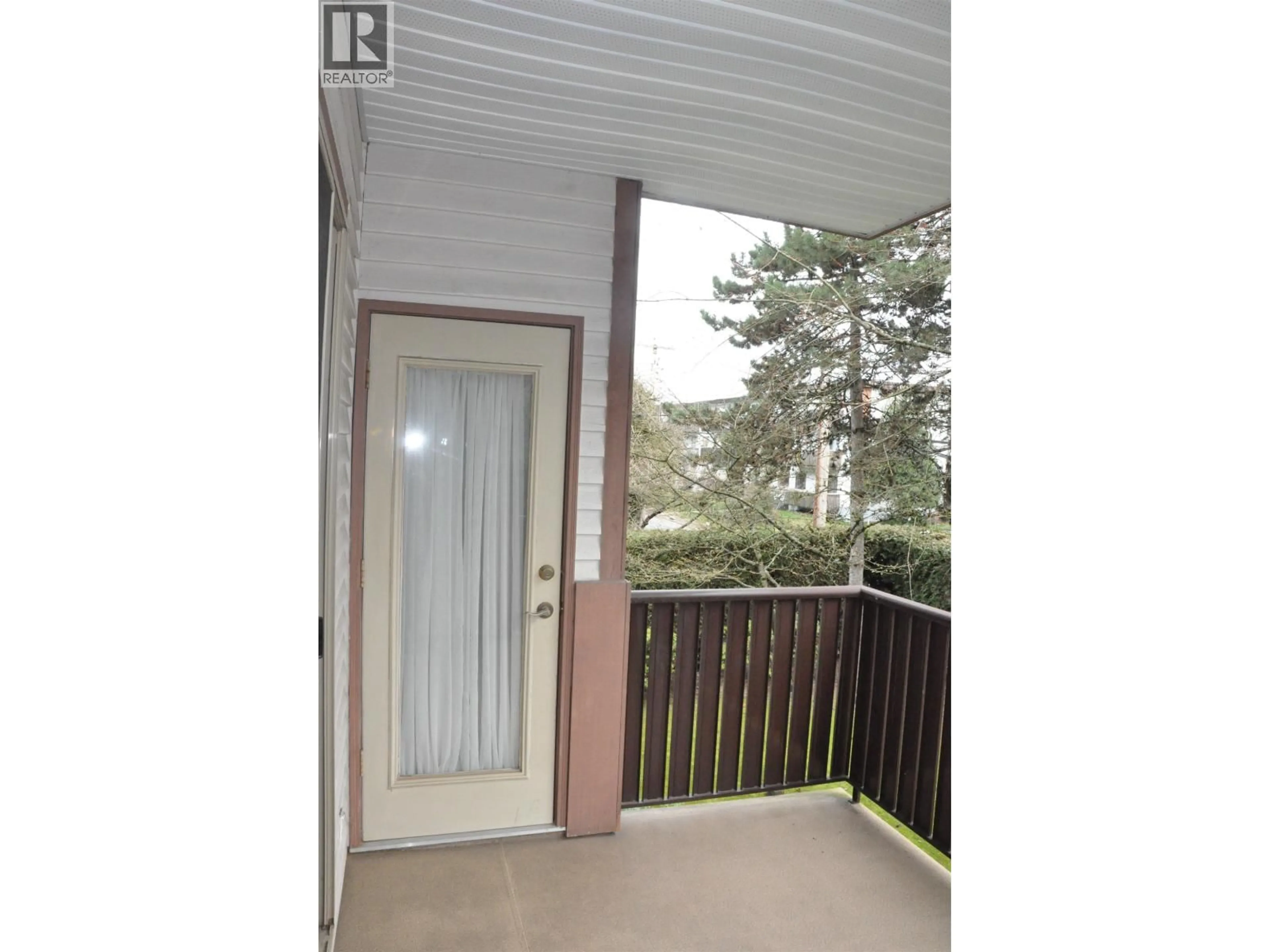 Balcony in the apartment, street for 209 - 6688 BURLINGTON AVENUE, Burnaby British Columbia V5H3M9