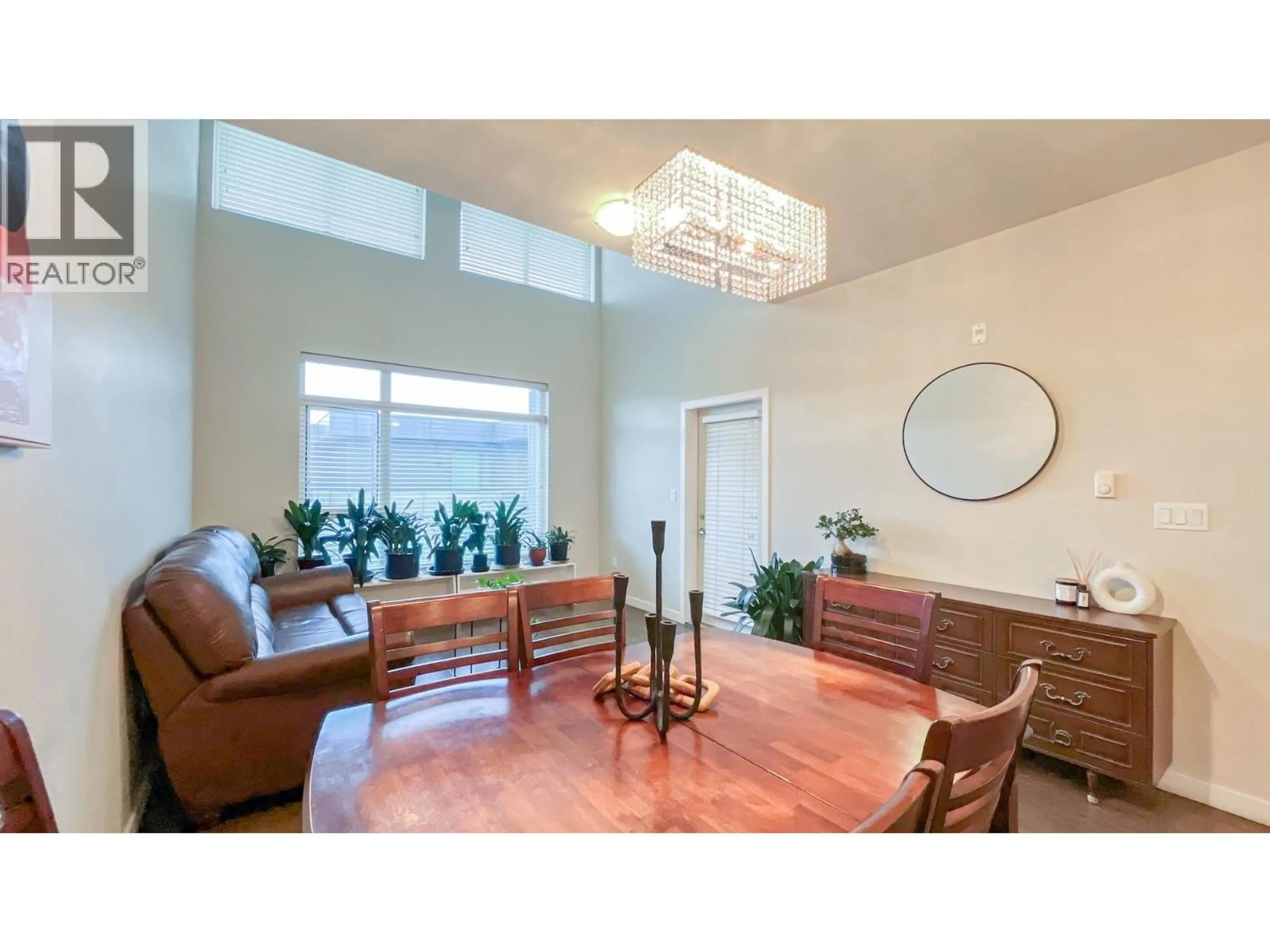 Living room with furniture, wood/laminate floor for PH16 - 5288 GRIMMER STREET, Burnaby British Columbia V5H0C5