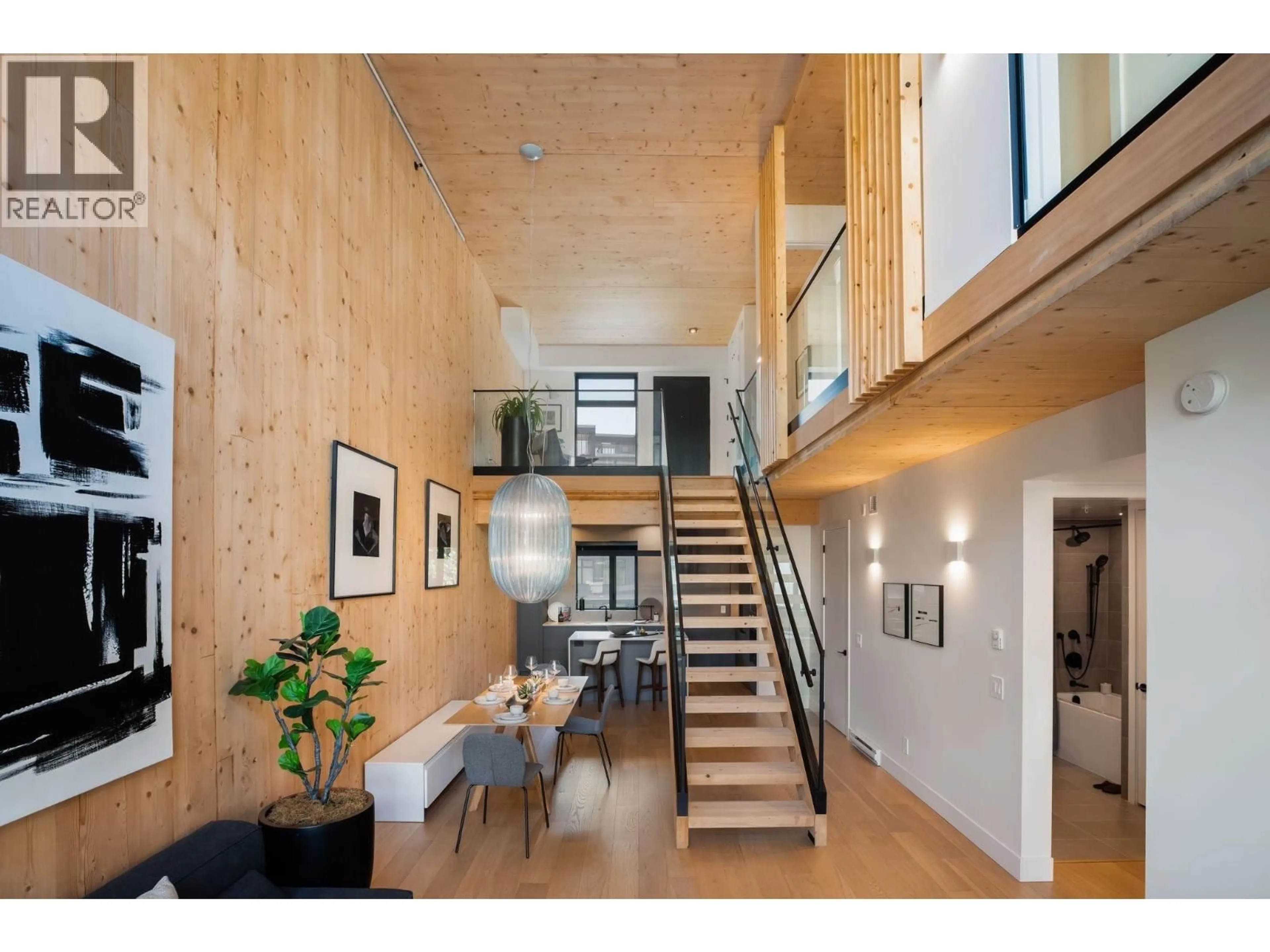 Unknown for 304 - 310 SALTER STREET, New Westminster British Columbia V3M0N7