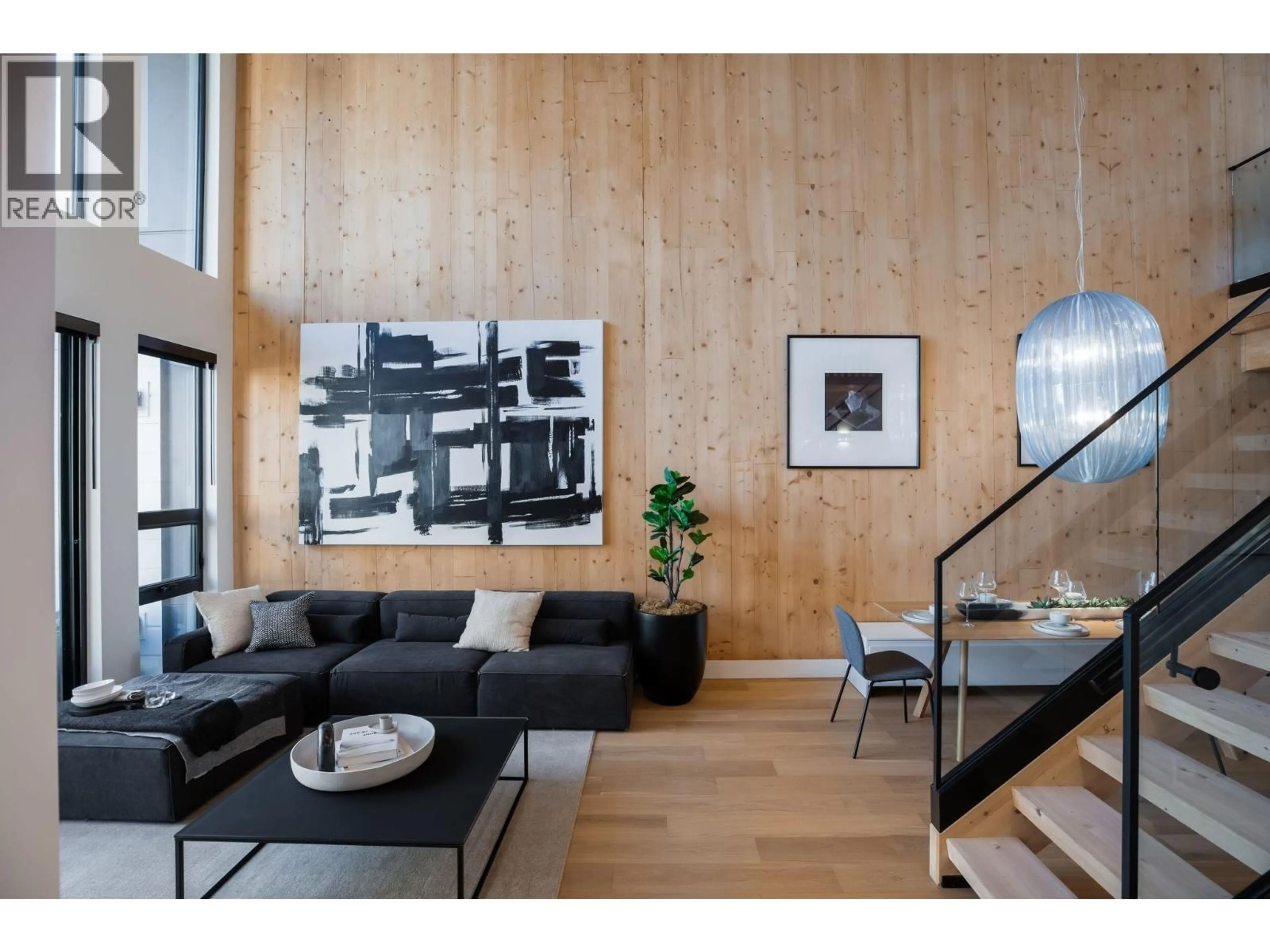 Living room with furniture, wood/laminate floor for 304 - 310 SALTER STREET, New Westminster British Columbia V3M0N7