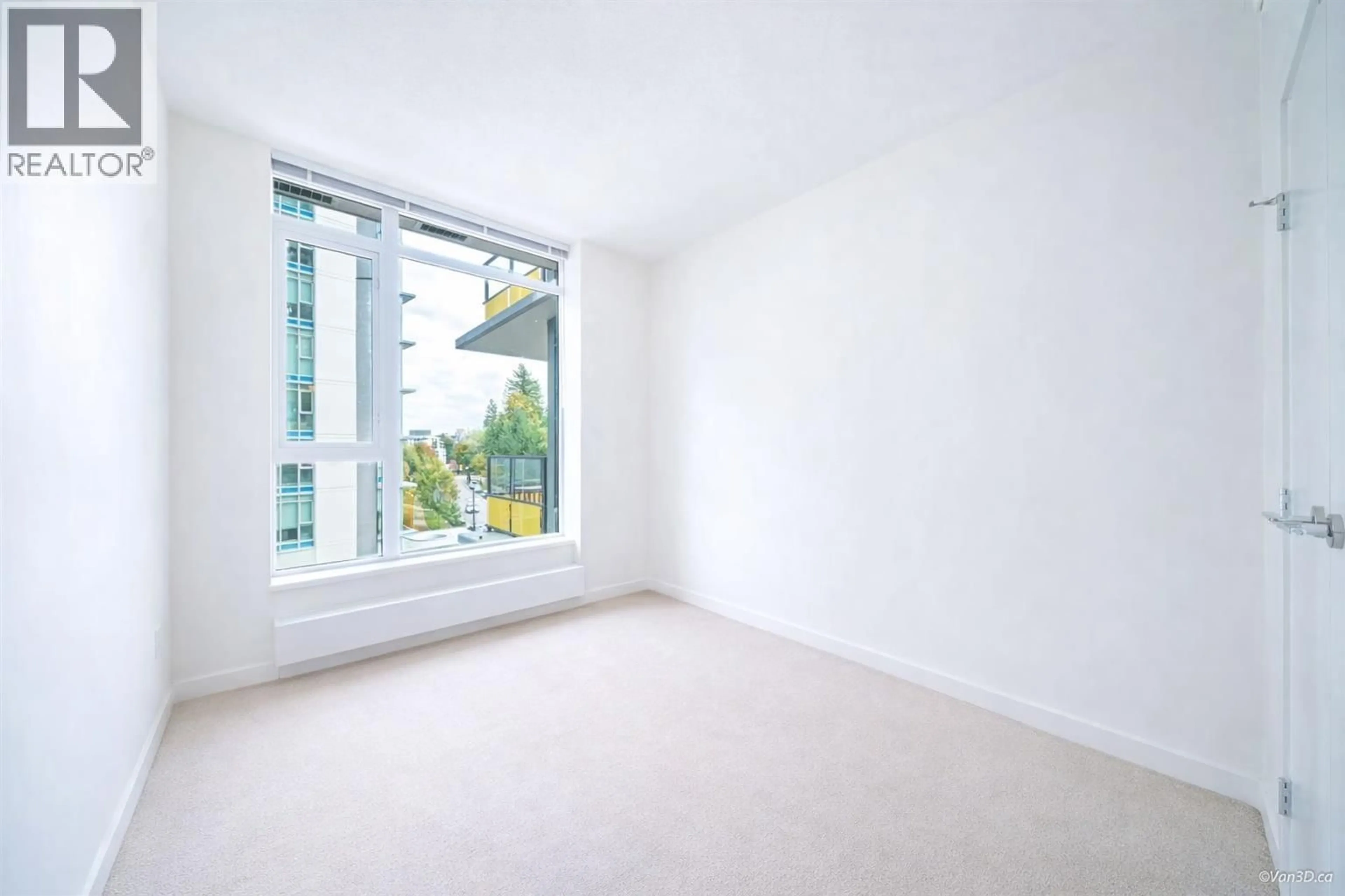 A pic of a room for 401 - 8850 UNIVERSITY CRESCENT, Burnaby British Columbia V5A4Y8