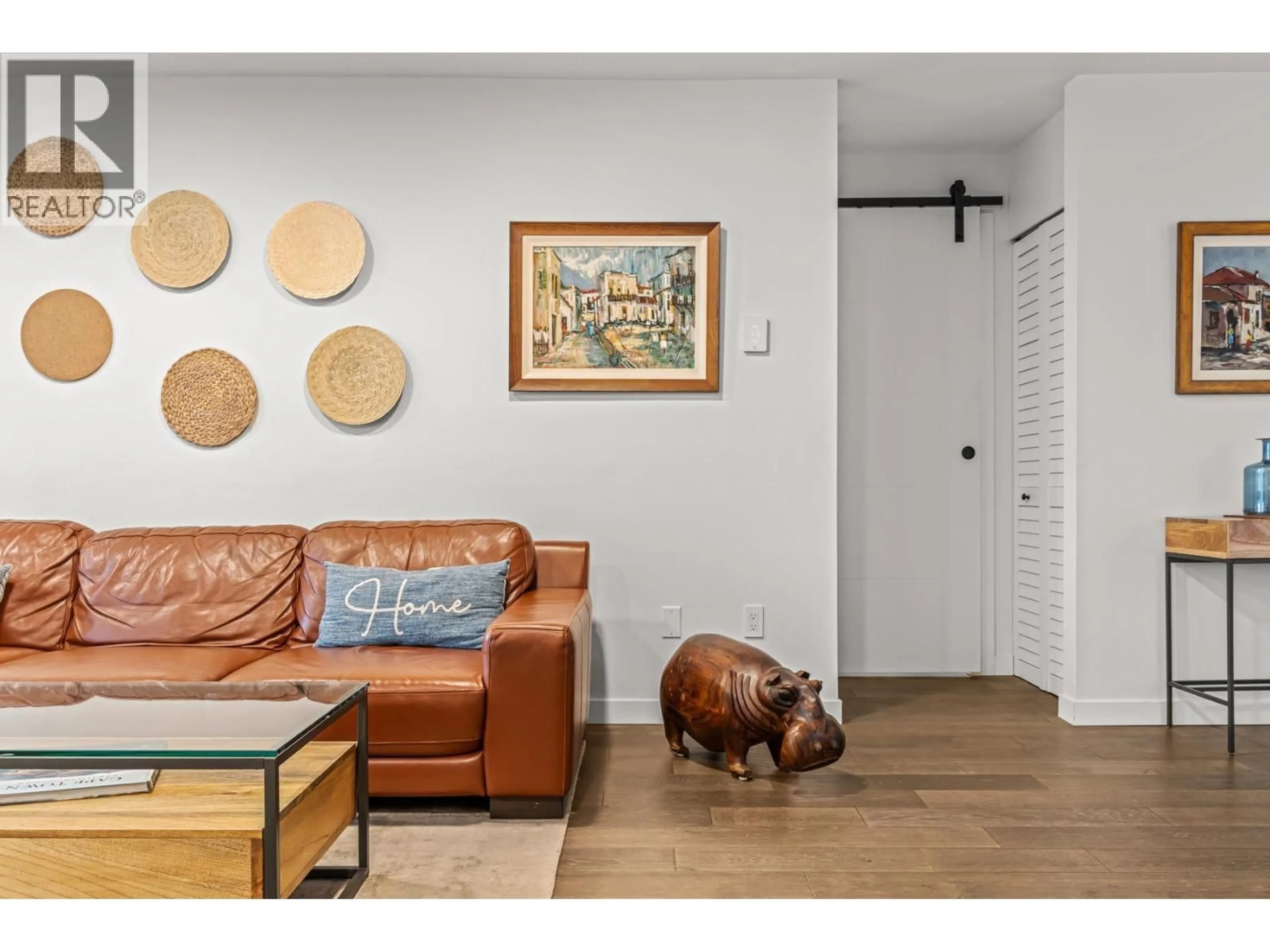 Living room with furniture, unknown for 203 - 2733 ATLIN PLACE, Coquitlam British Columbia V3C5B1