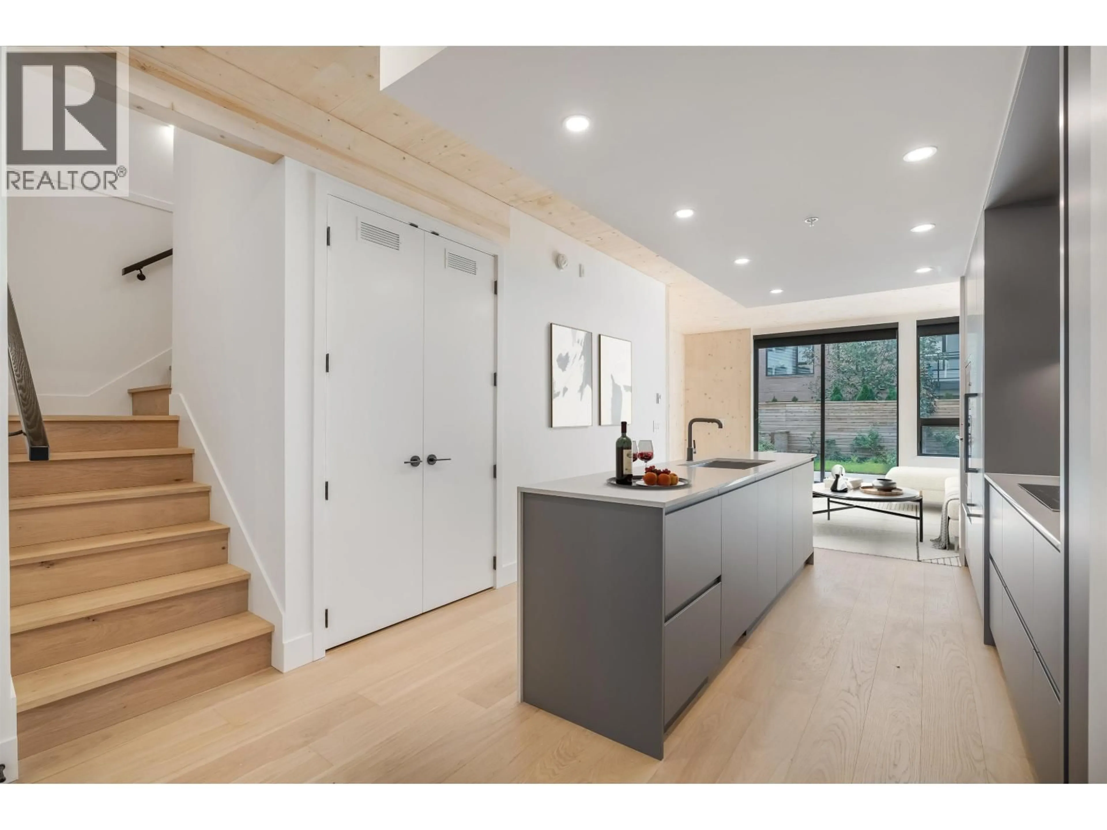 Open concept kitchen, unknown for 121 - 310 SALTER STREET, New Westminster British Columbia V3M0N7