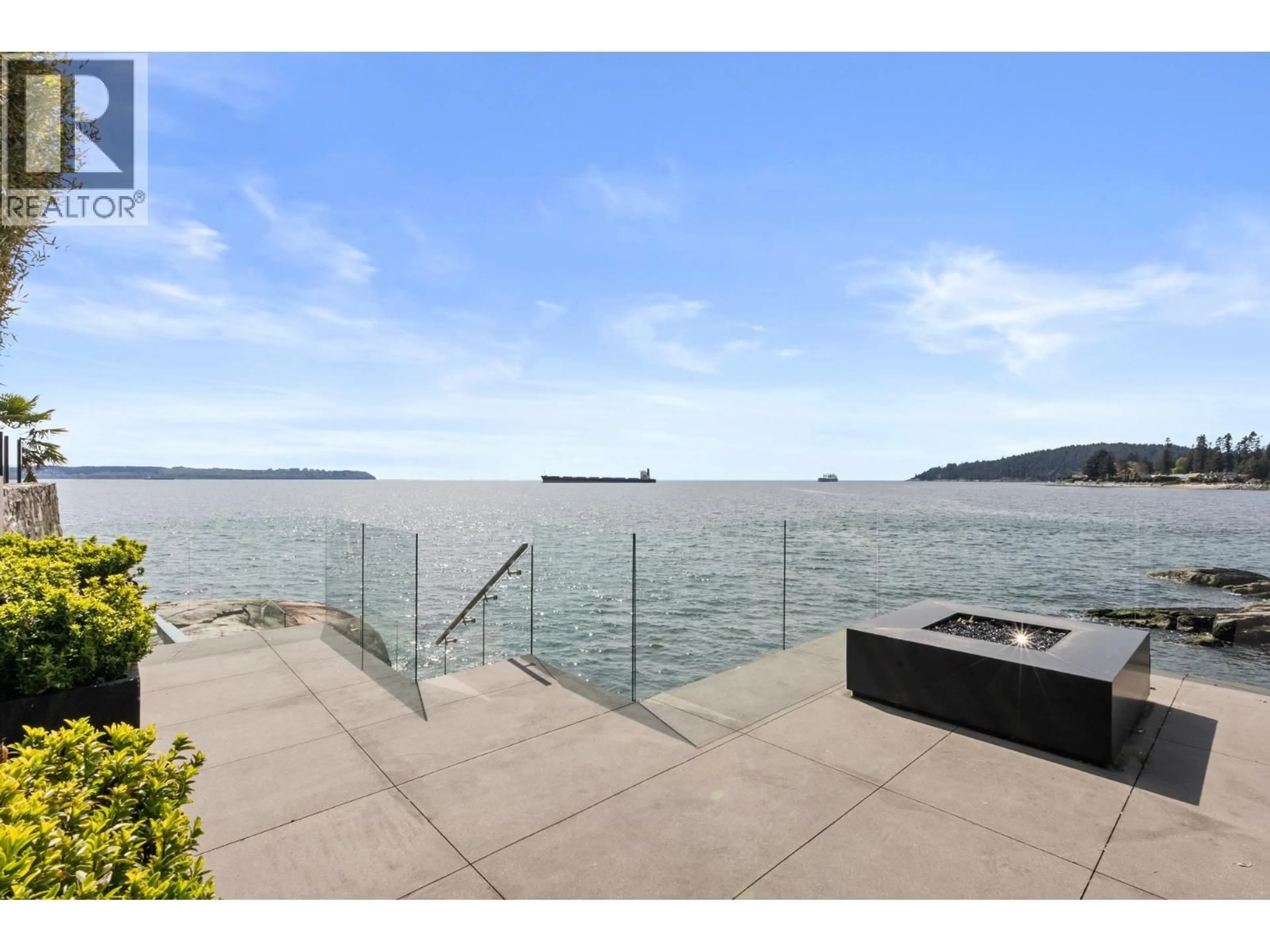 Patio, water/lake/river/ocean view for 3906 MARINE DRIVE, West Vancouver British Columbia V7V1N4