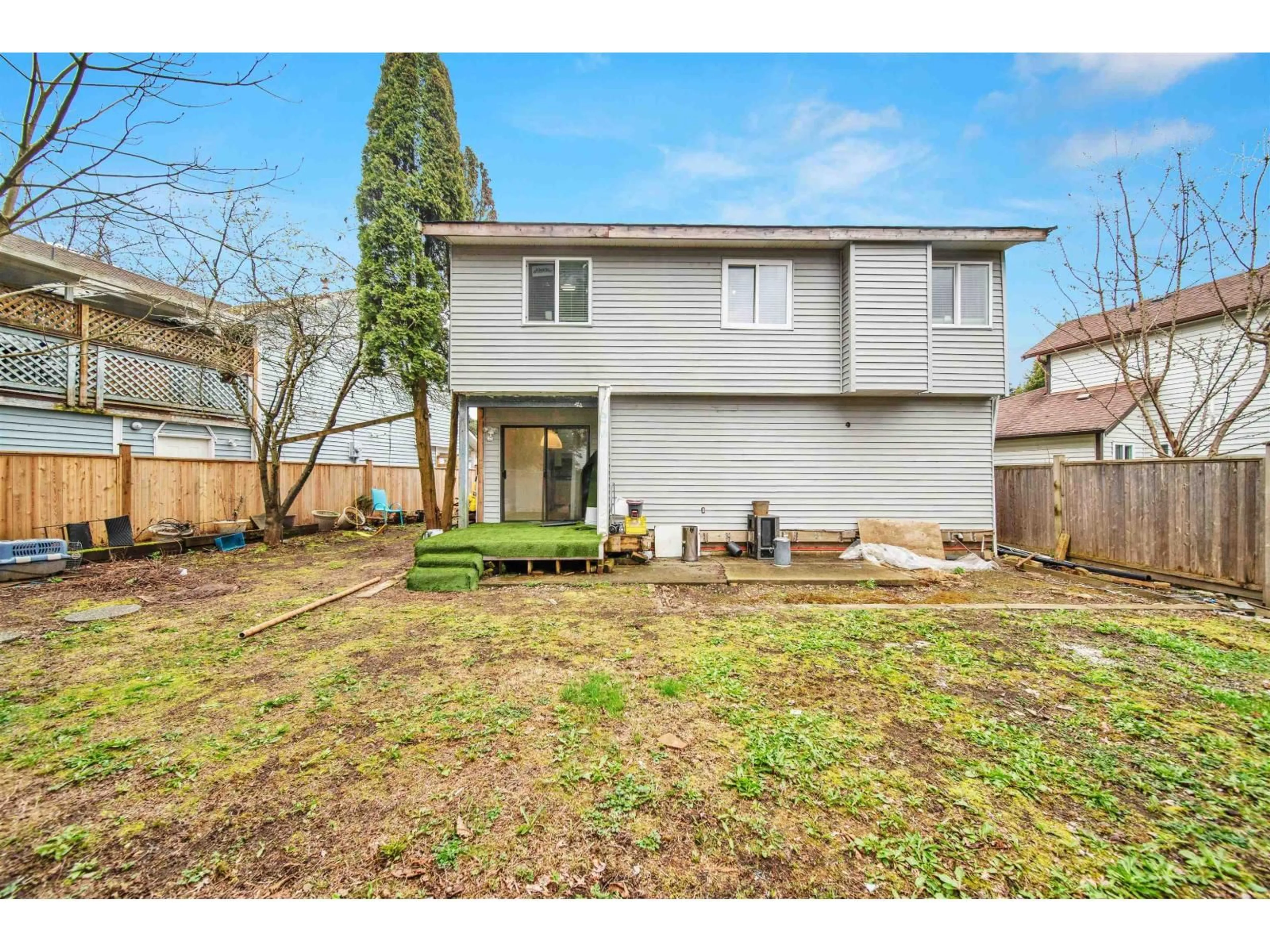 Unknown for 15474 90 AVENUE, Surrey British Columbia V3R9J4