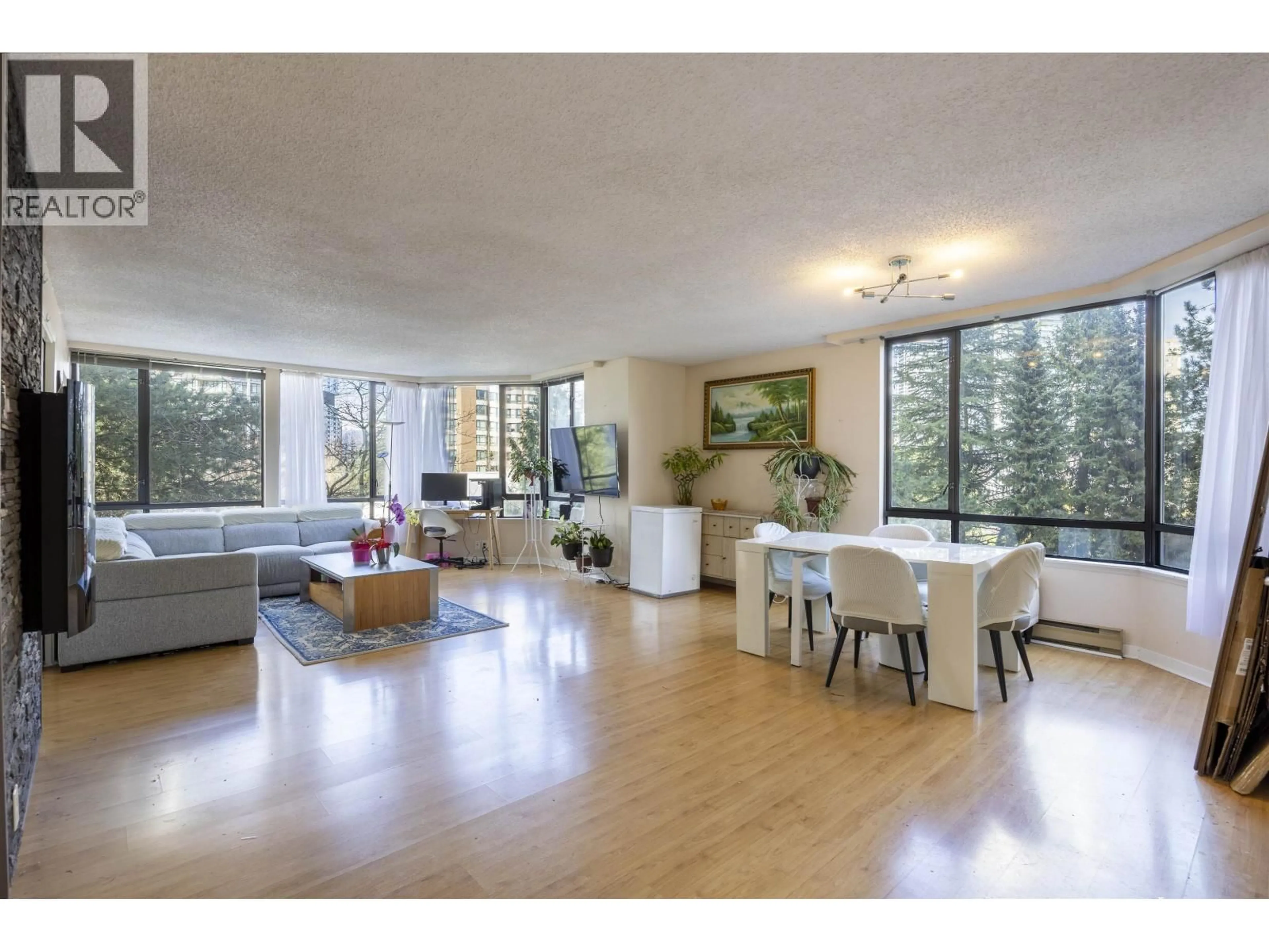 Unknown for 502 - 6282 KATHLEEN AVENUE, Burnaby British Columbia V5H4J4