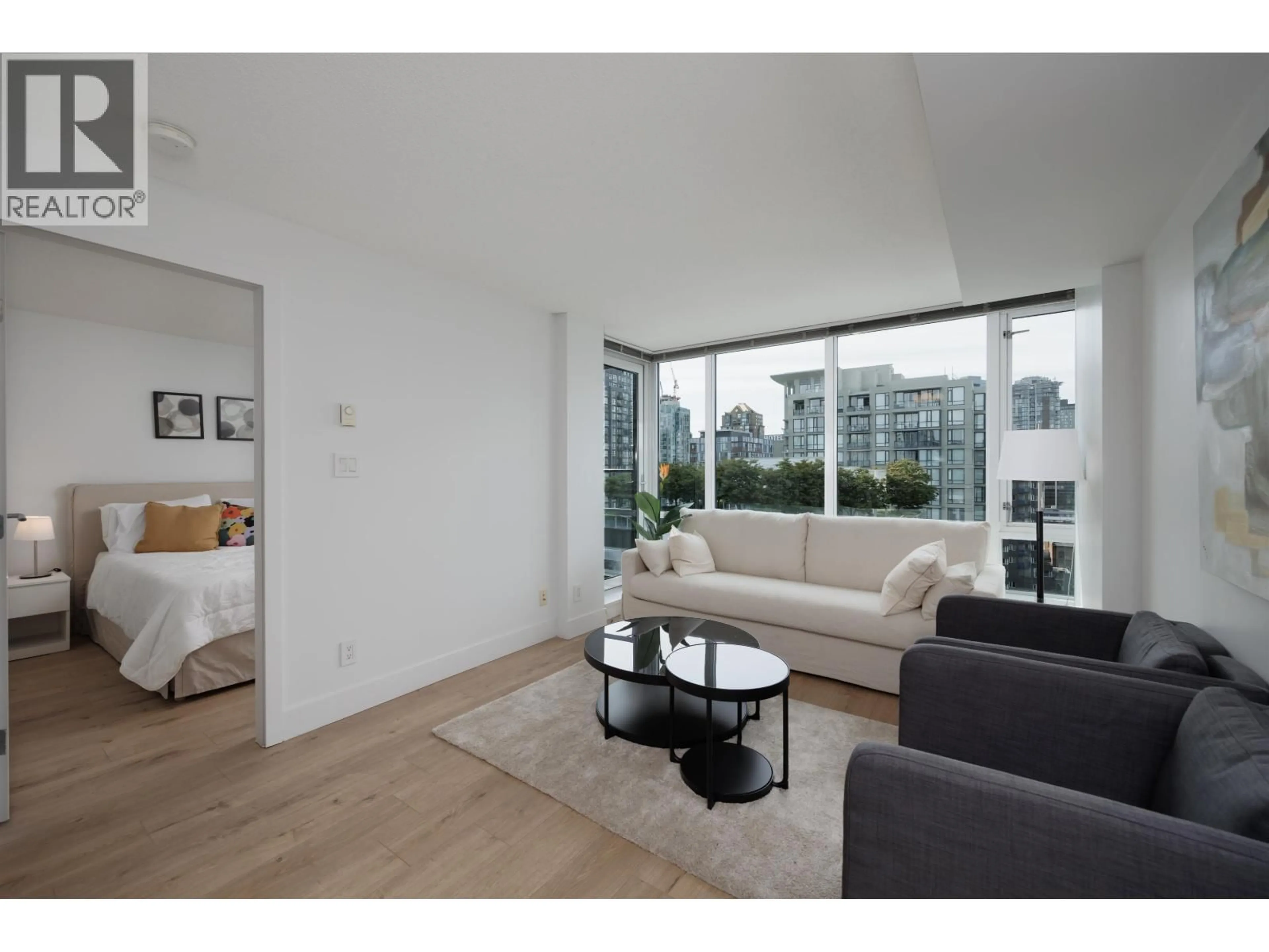 Living room with furniture, unknown for 1704 - 1088 RICHARDS STREET, Vancouver British Columbia V6B0J8