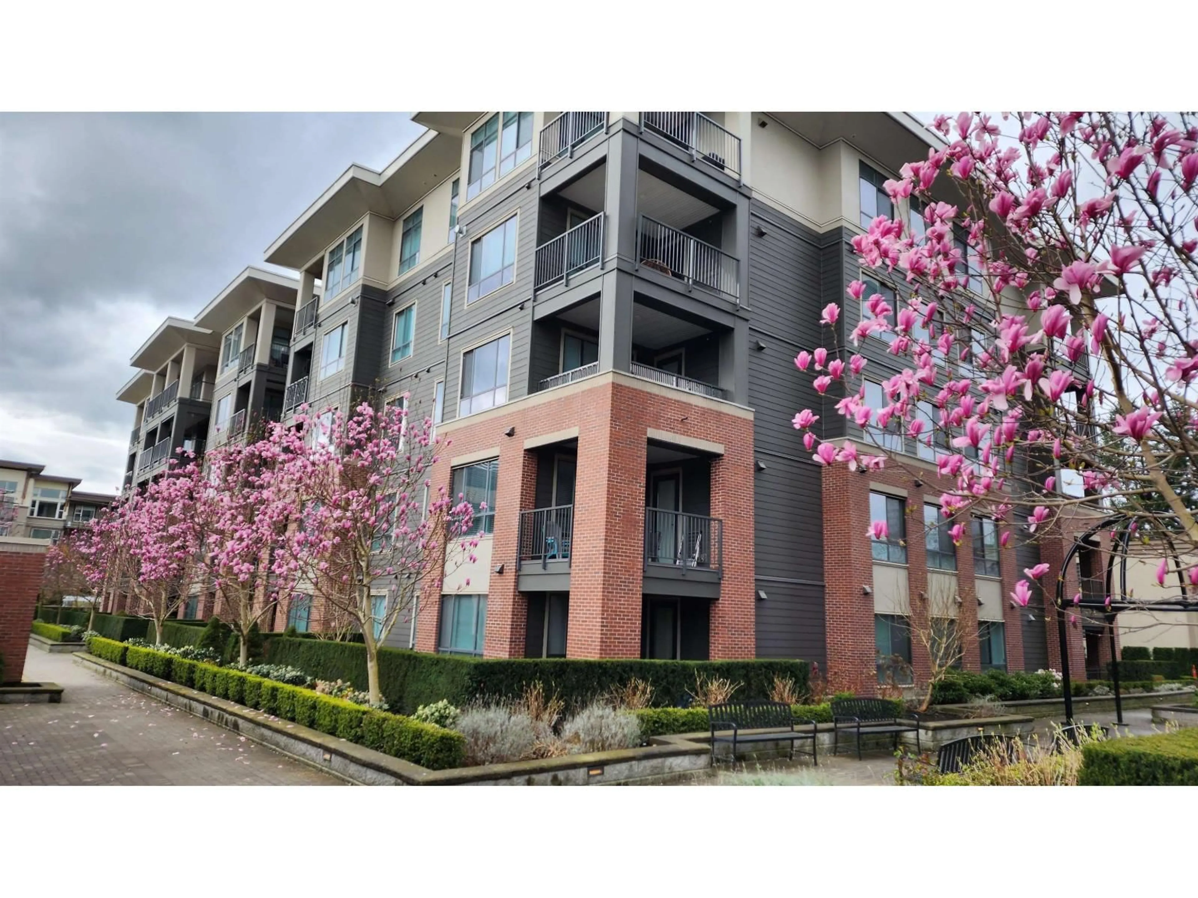 Unknown for 102 - 33540 MAYFAIR AVENUE, Abbotsford British Columbia V2S0J3