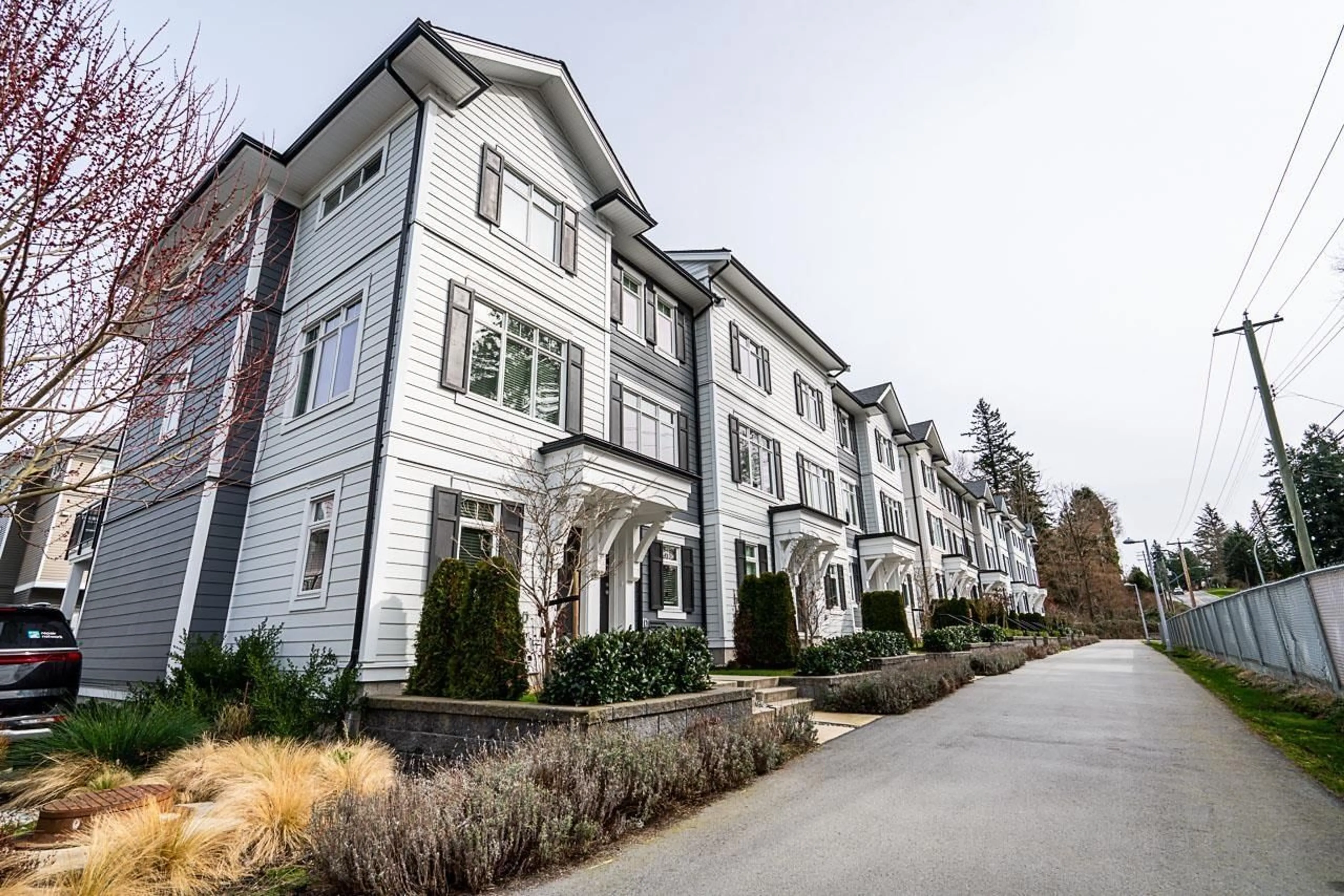 Unknown for 24 - 2070 OAK MEADOWS DRIVE, Surrey British Columbia V3Z1J1