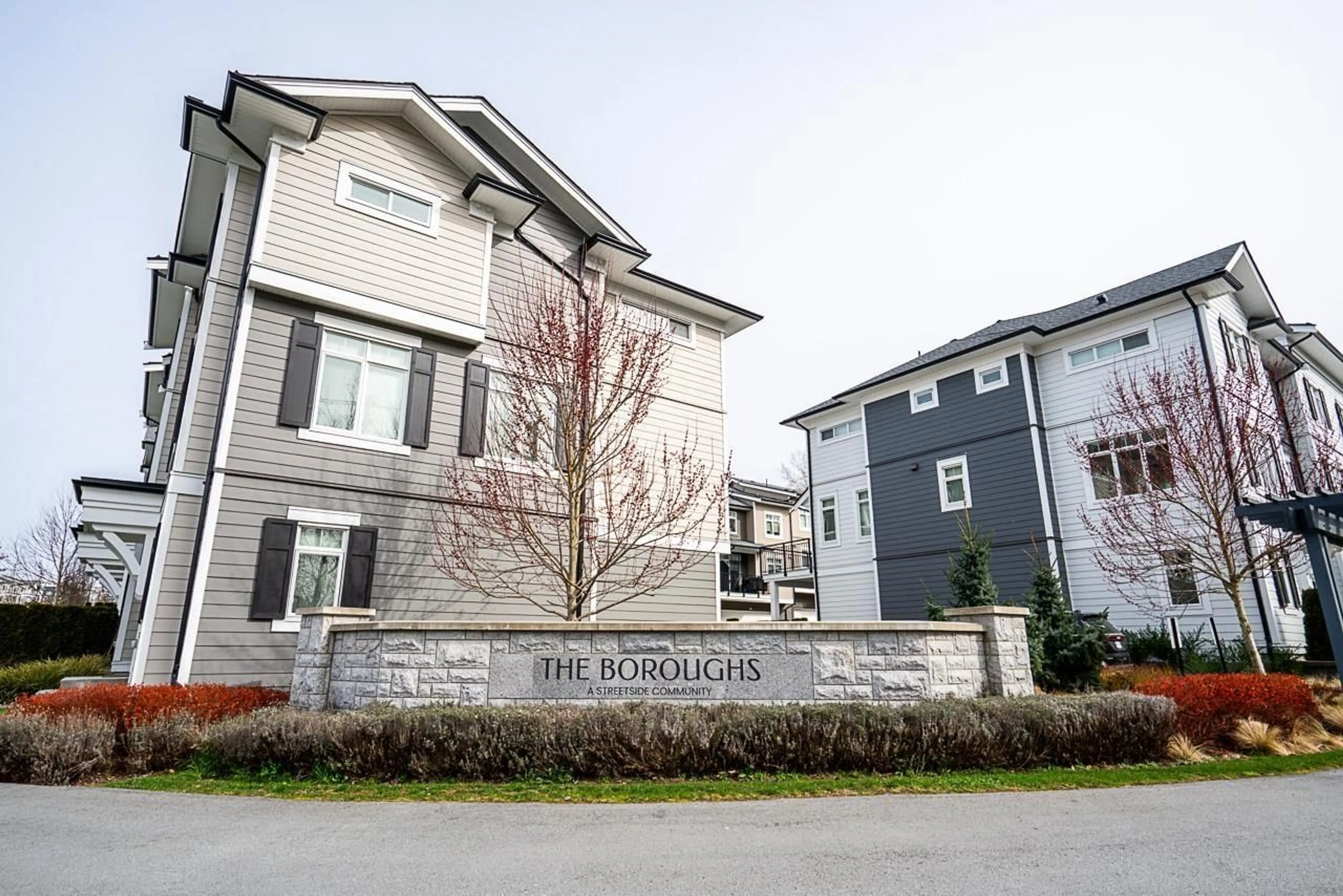 Unknown for 24 - 2070 OAK MEADOWS DRIVE, Surrey British Columbia V3Z1J1