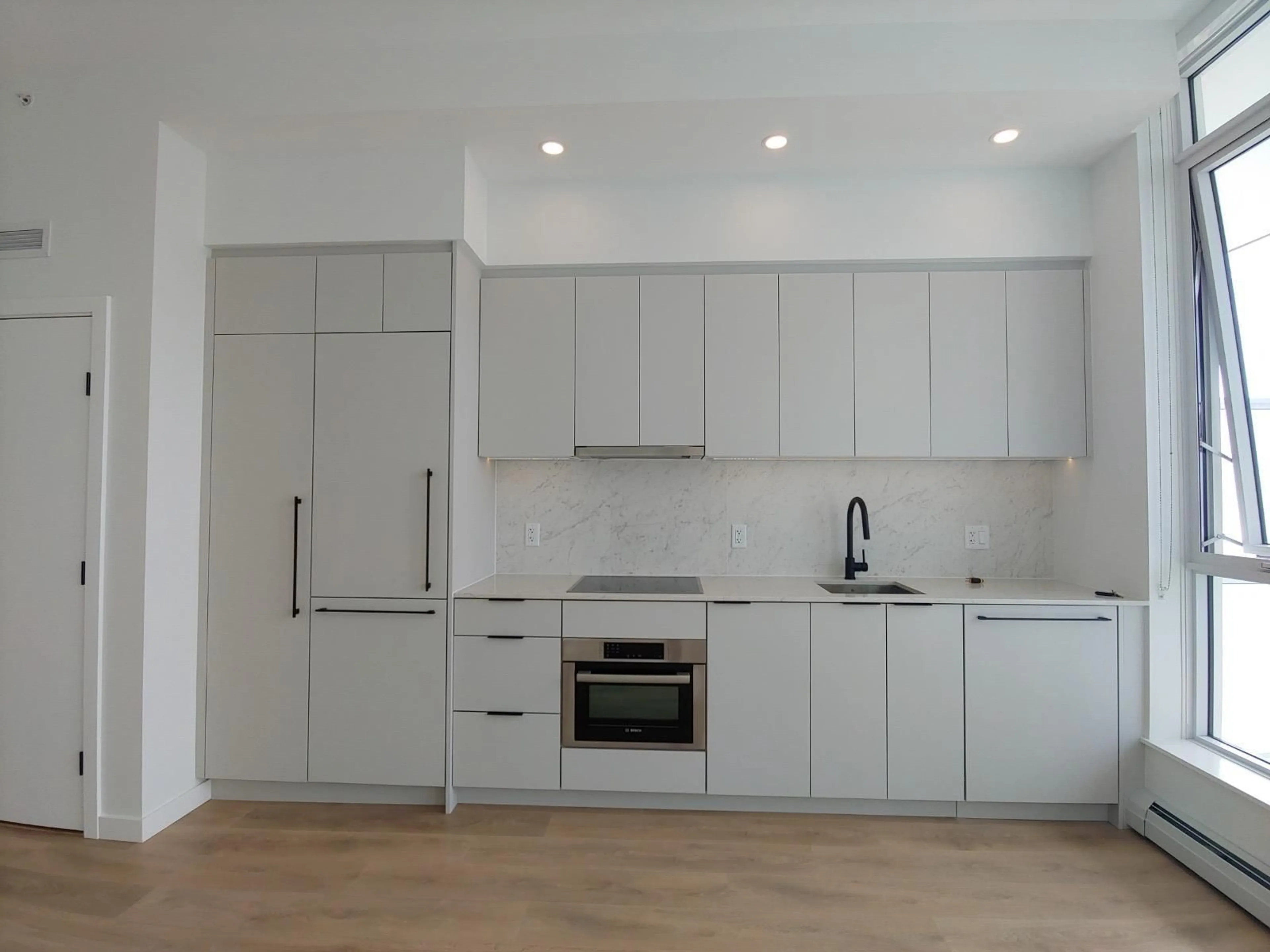 Unknown for 3009 - 13685 102 AVENUE, Surrey British Columbia V3T1N7