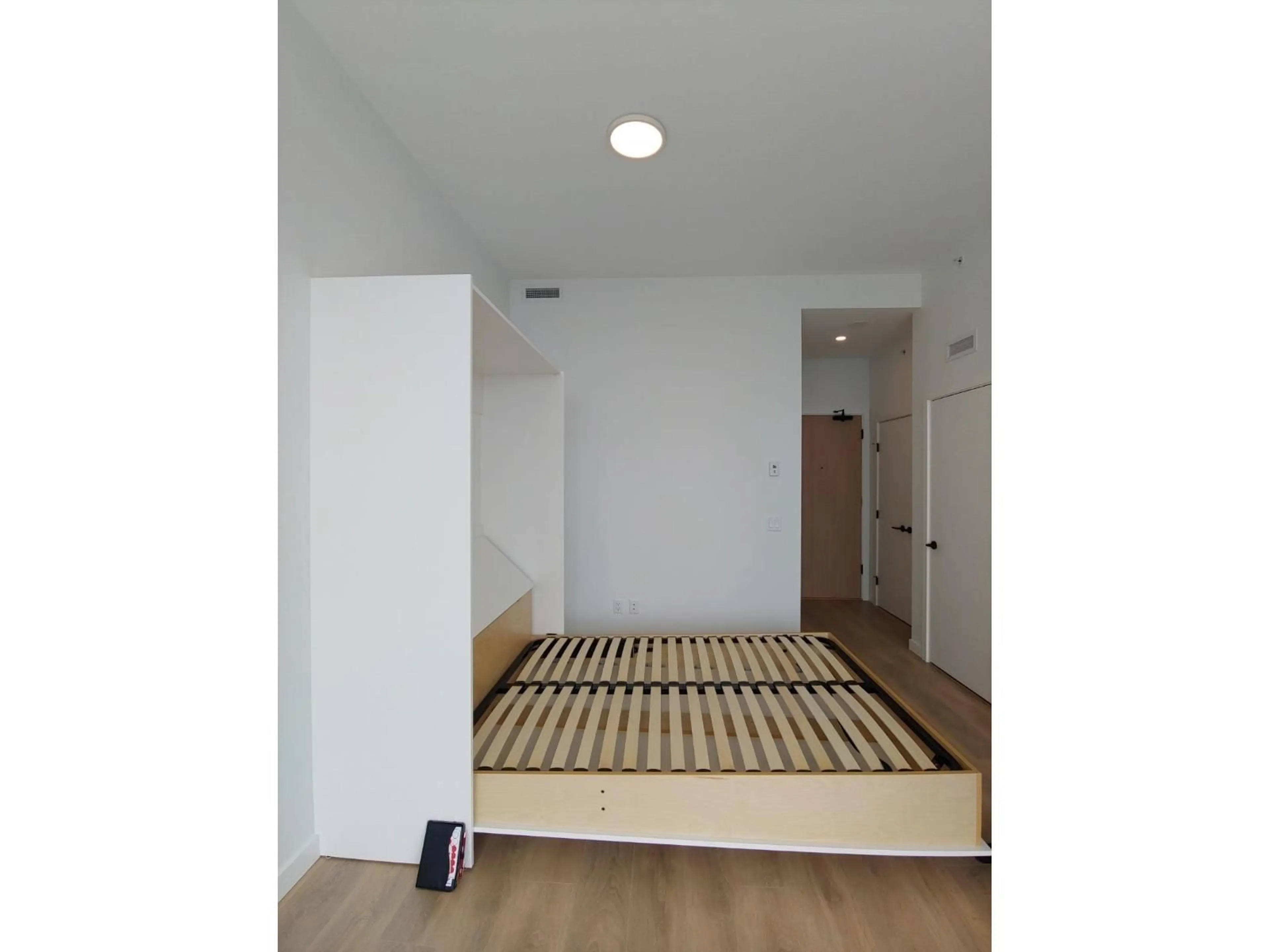 Unknown for 3009 - 13685 102 AVENUE, Surrey British Columbia V3T1N7