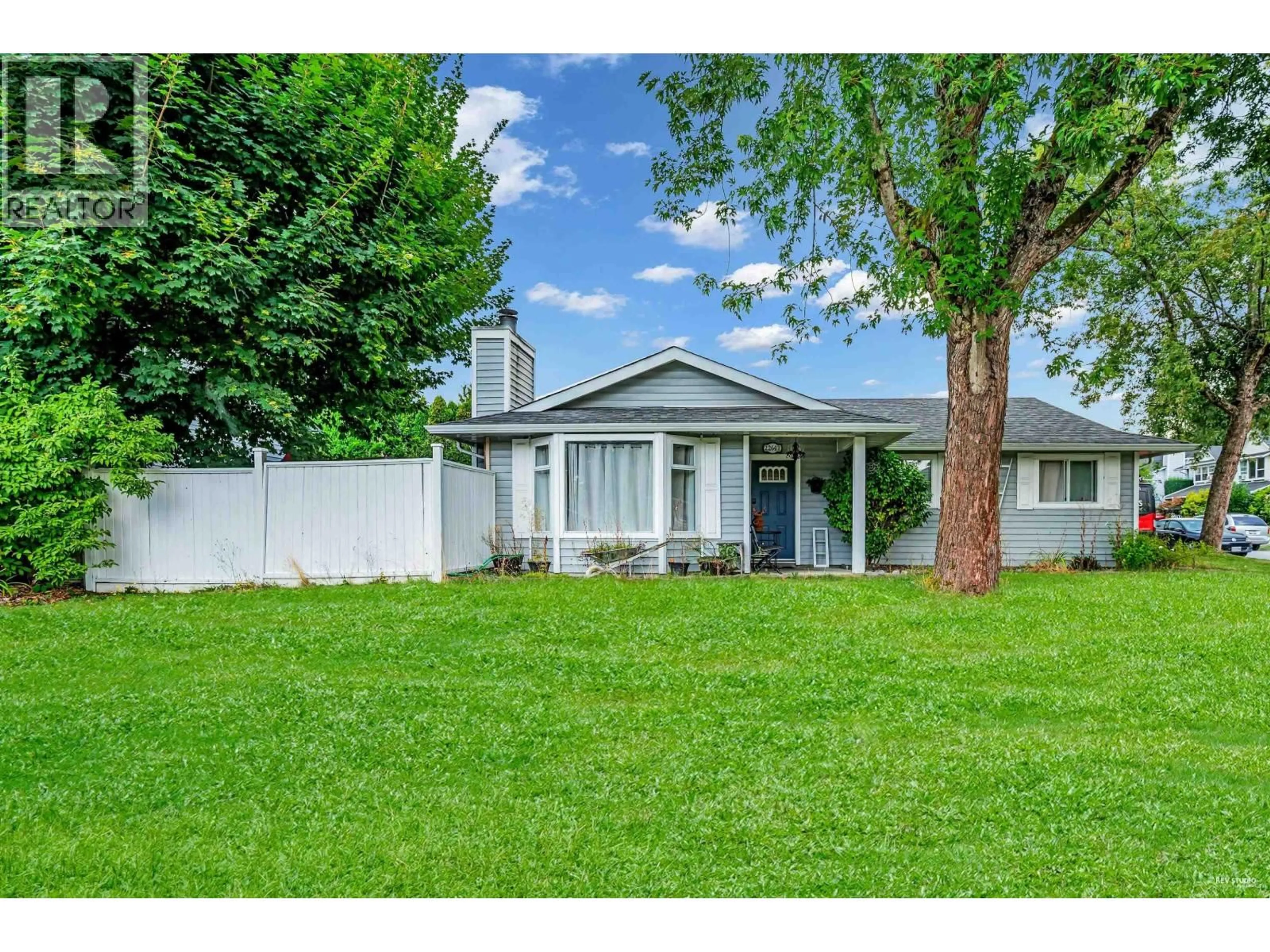 Home with vinyl exterior material, street for 22641 KENDRICK LOOP, Maple Ridge British Columbia V2X8Y9