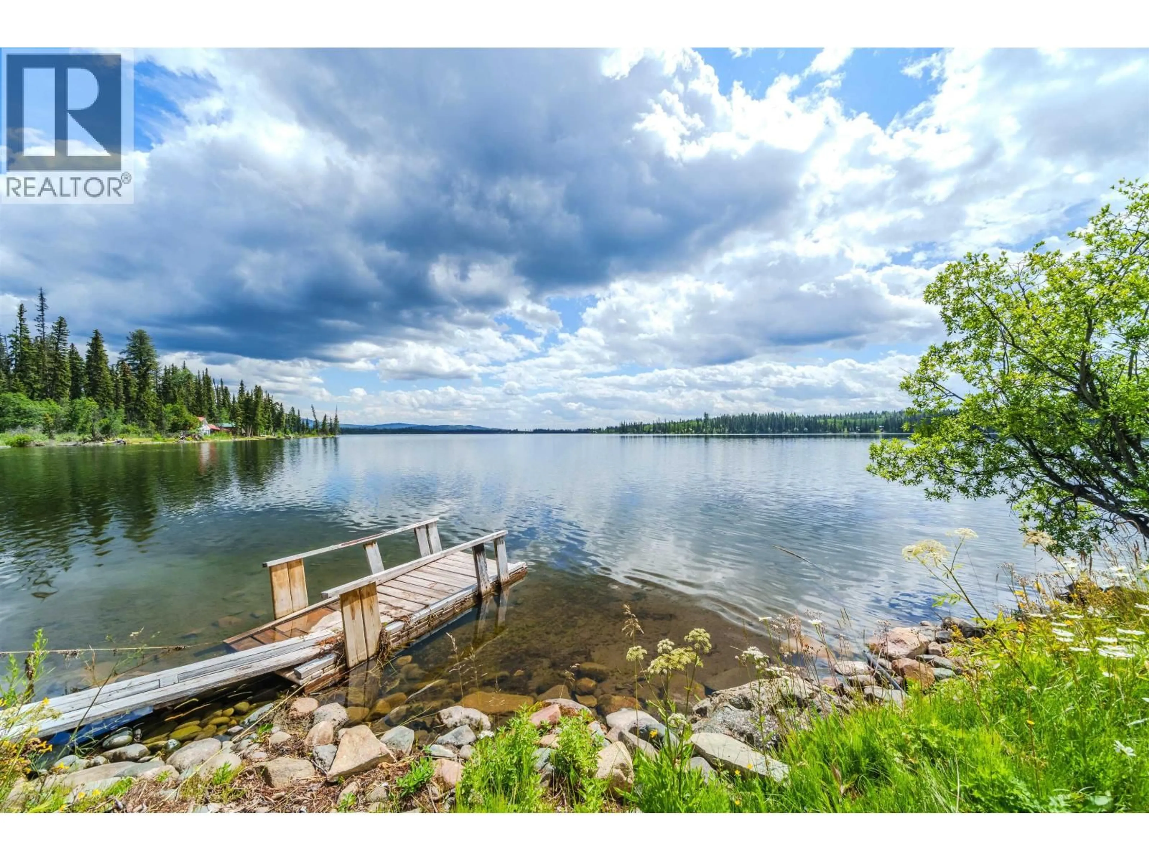 Patio, water/lake/river/ocean view for 4778 BINNIE ROAD, Lac La Hache British Columbia V0K1T0