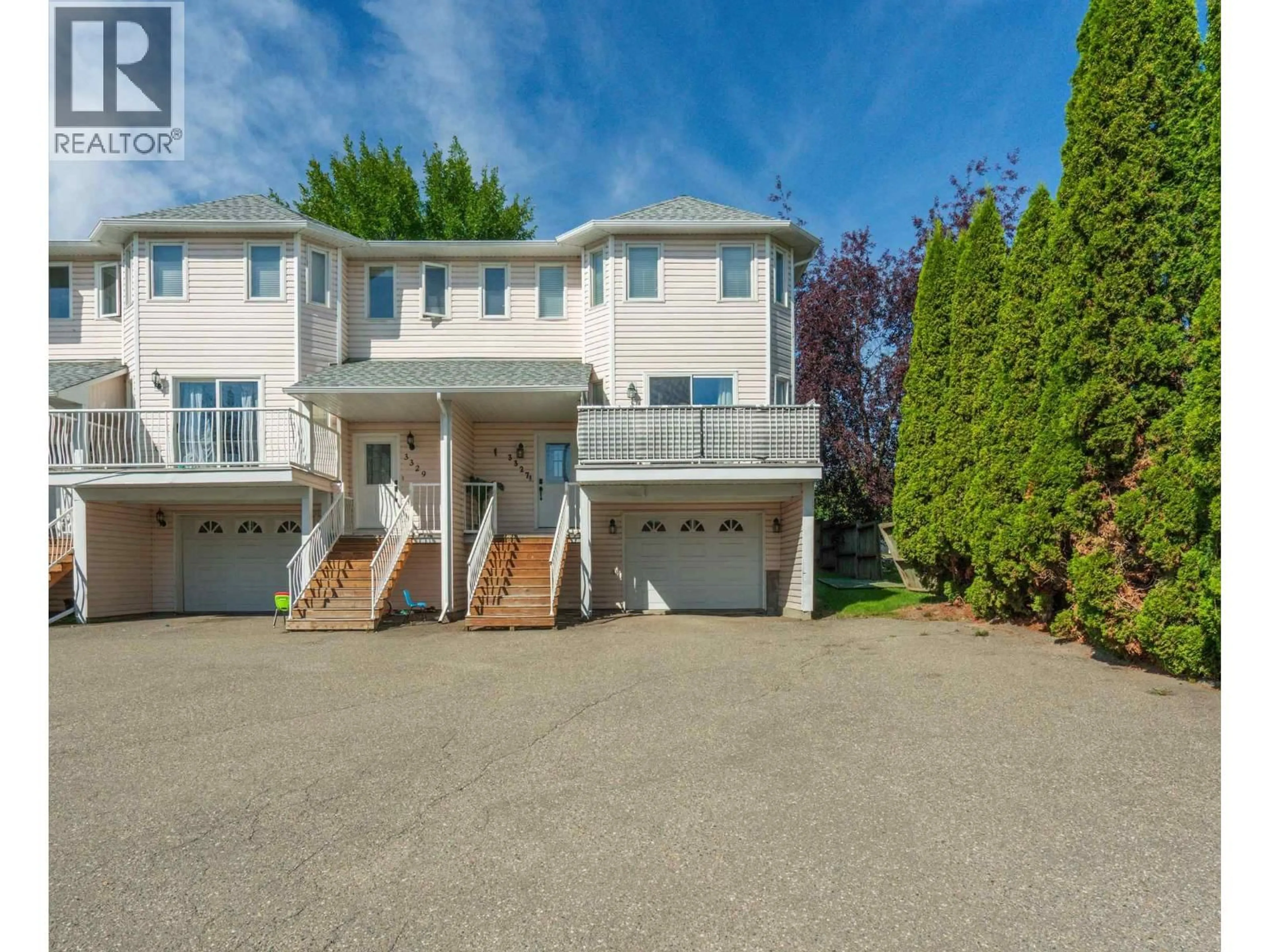 A pic from outside/outdoor area/front of a property/back of a property/a pic from drone, street for 3327 WESTWOOD DRIVE, Prince George British Columbia V2N1S4