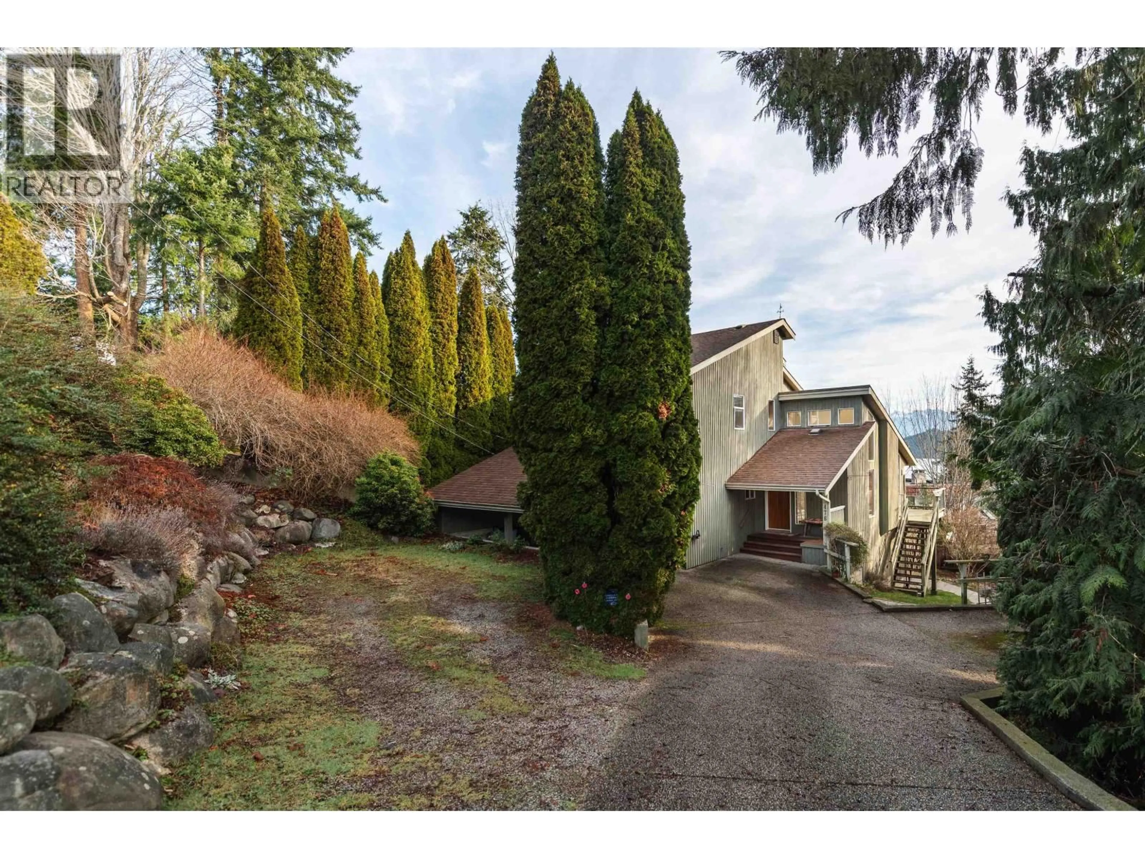 A pic from outside/outdoor area/front of a property/back of a property/a pic from drone, unknown for 476 ABBS ROAD, Gibsons British Columbia V0N1V8