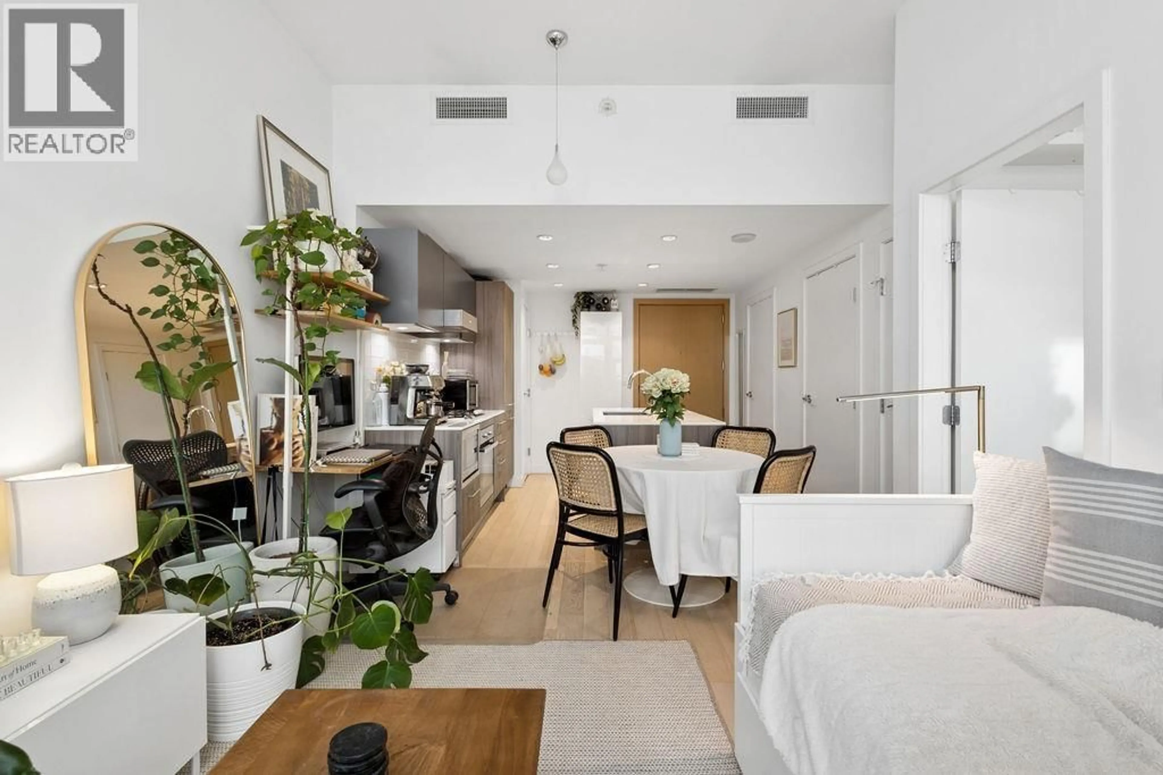 Unknown for 328 - 2220 KINGSWAY STREET, Vancouver British Columbia V5N2T7